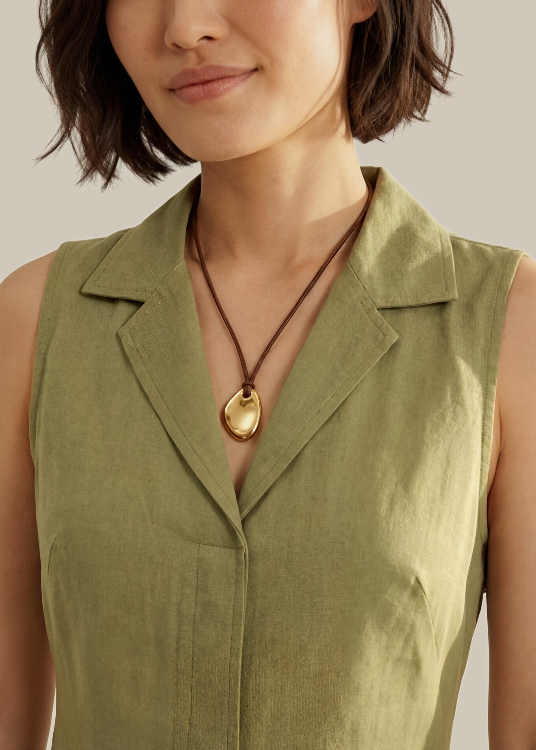 Ginny Collared A-line Dress - Image 9