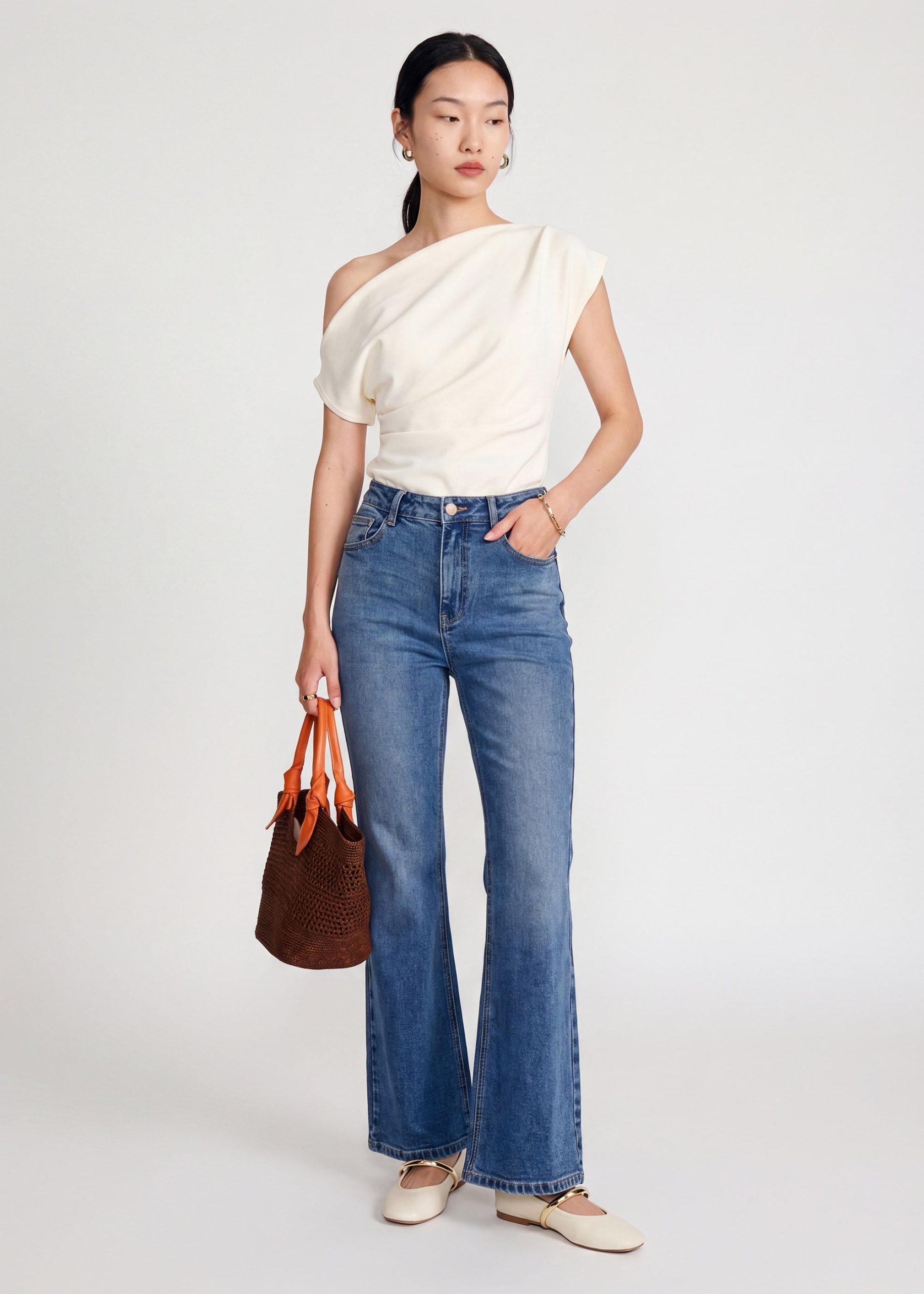 PETITE Addison Leggy??Kick Flare Jeans