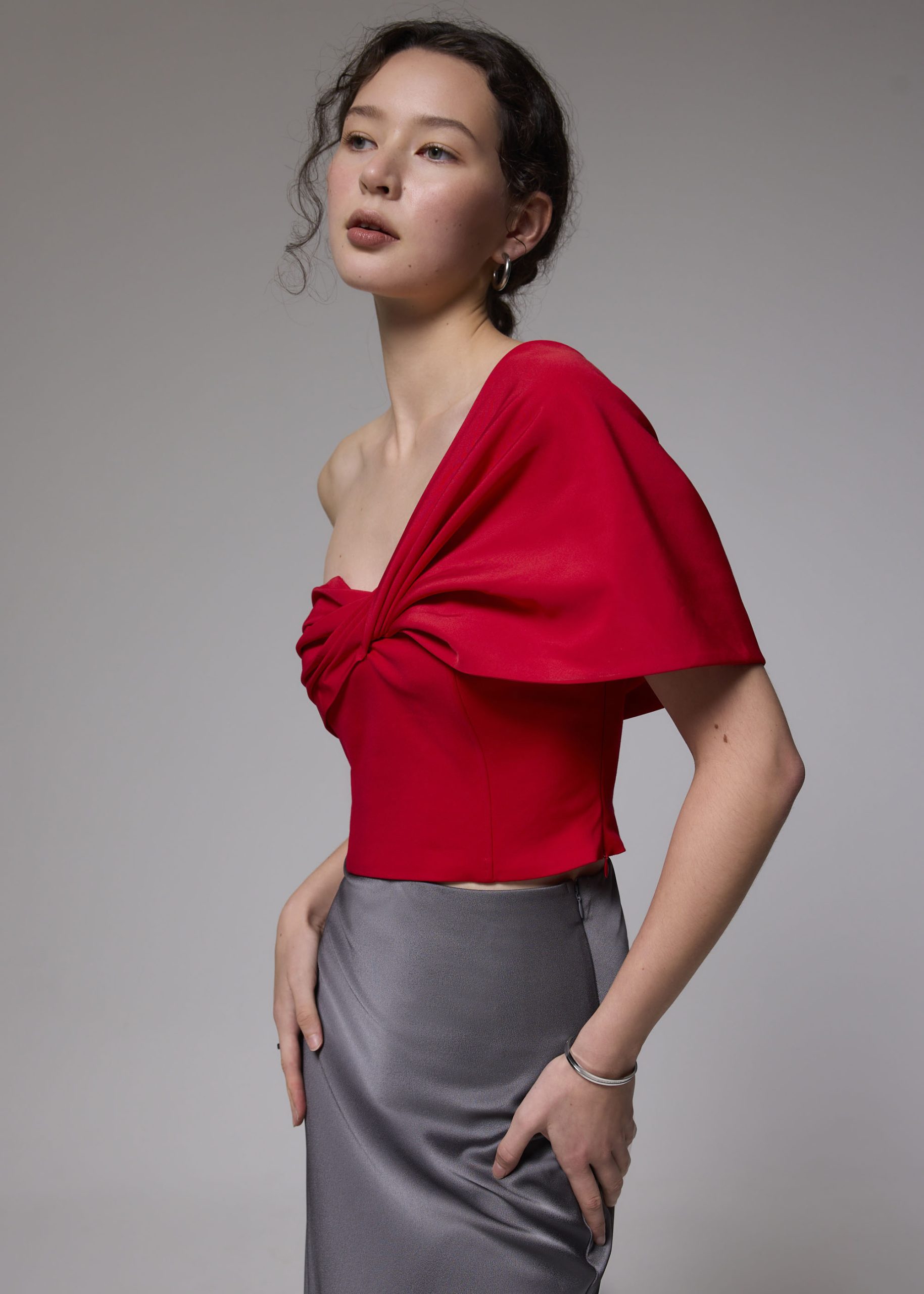BraFree by LB Asymmetric Front Twist Top - Image 11
