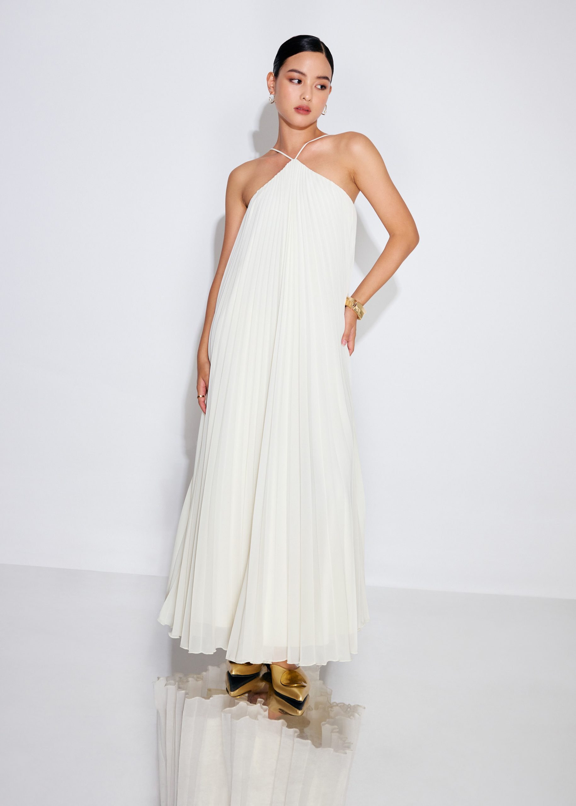 Pleated Halter Trapeze Maxi Dress - Image 4