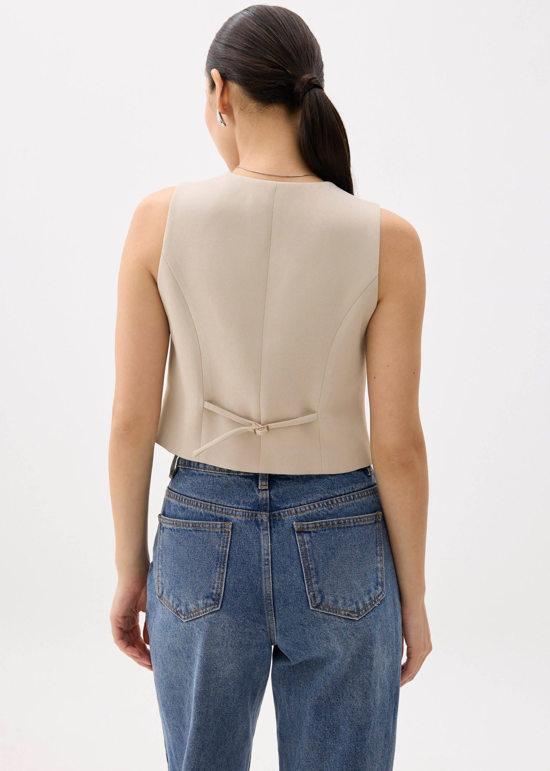 Yuna Relaxed V-neck Vest - Image 17