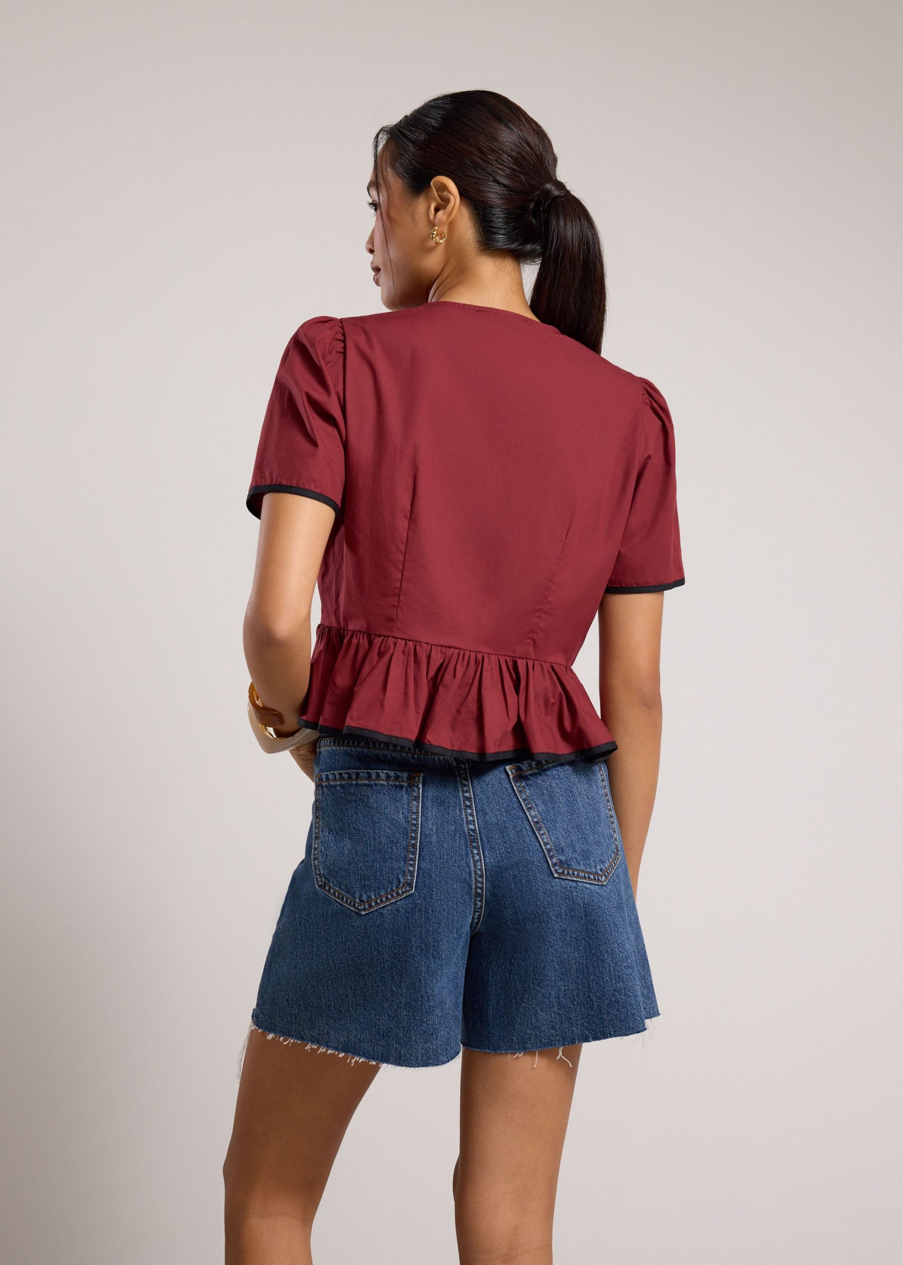 Contrast Piping Round Neck Front Tie Peplum Top - Image 12