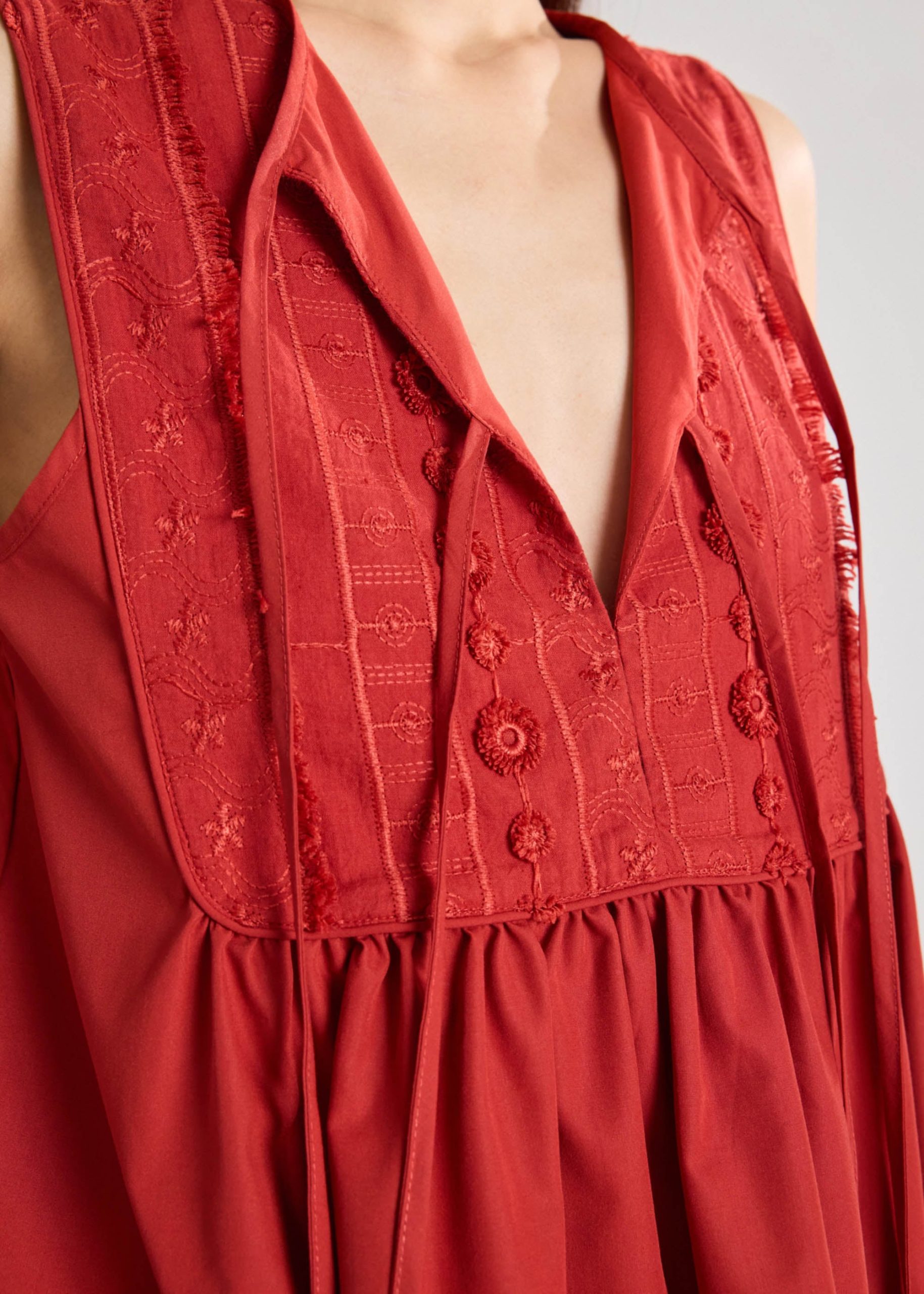 Embroidered Shell Top - Image 13