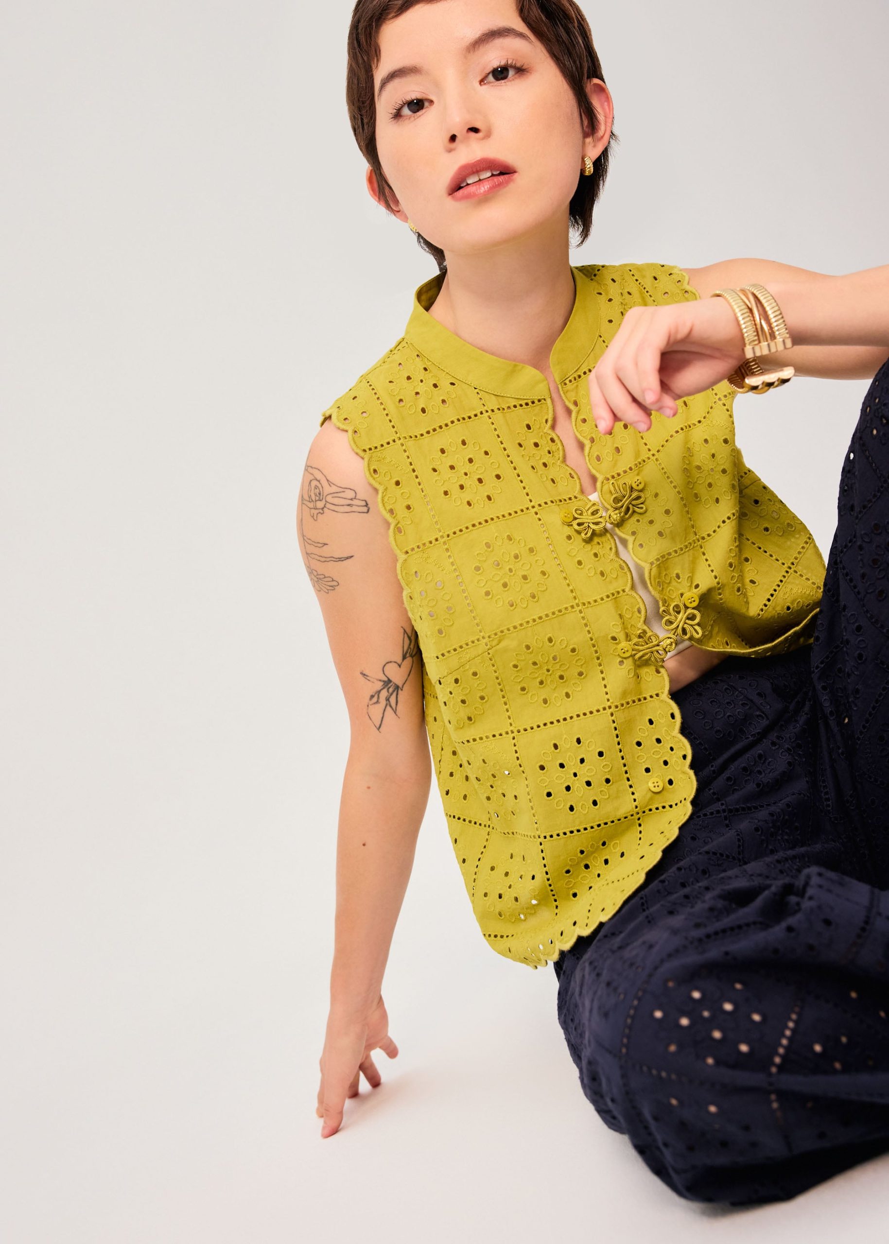 Cotton Broderie Mandarin Collar Top - Image 19