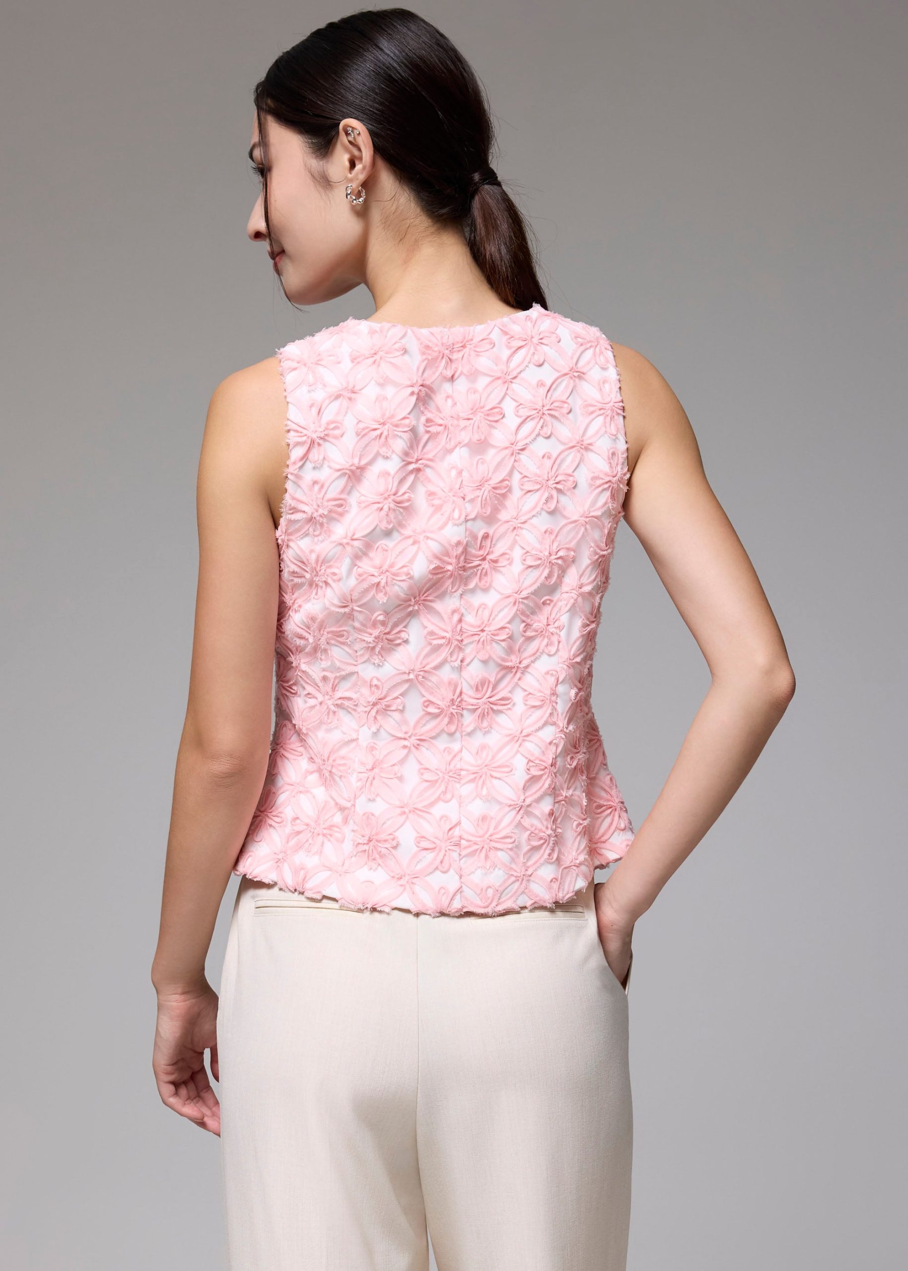 Lace Contrast V-neck Vest - Image 7