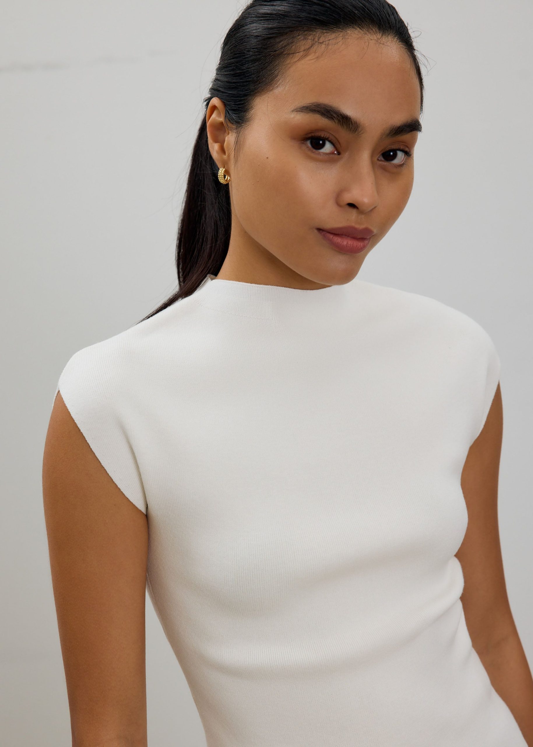 Huan Knit Mock Neck Top - Image 15