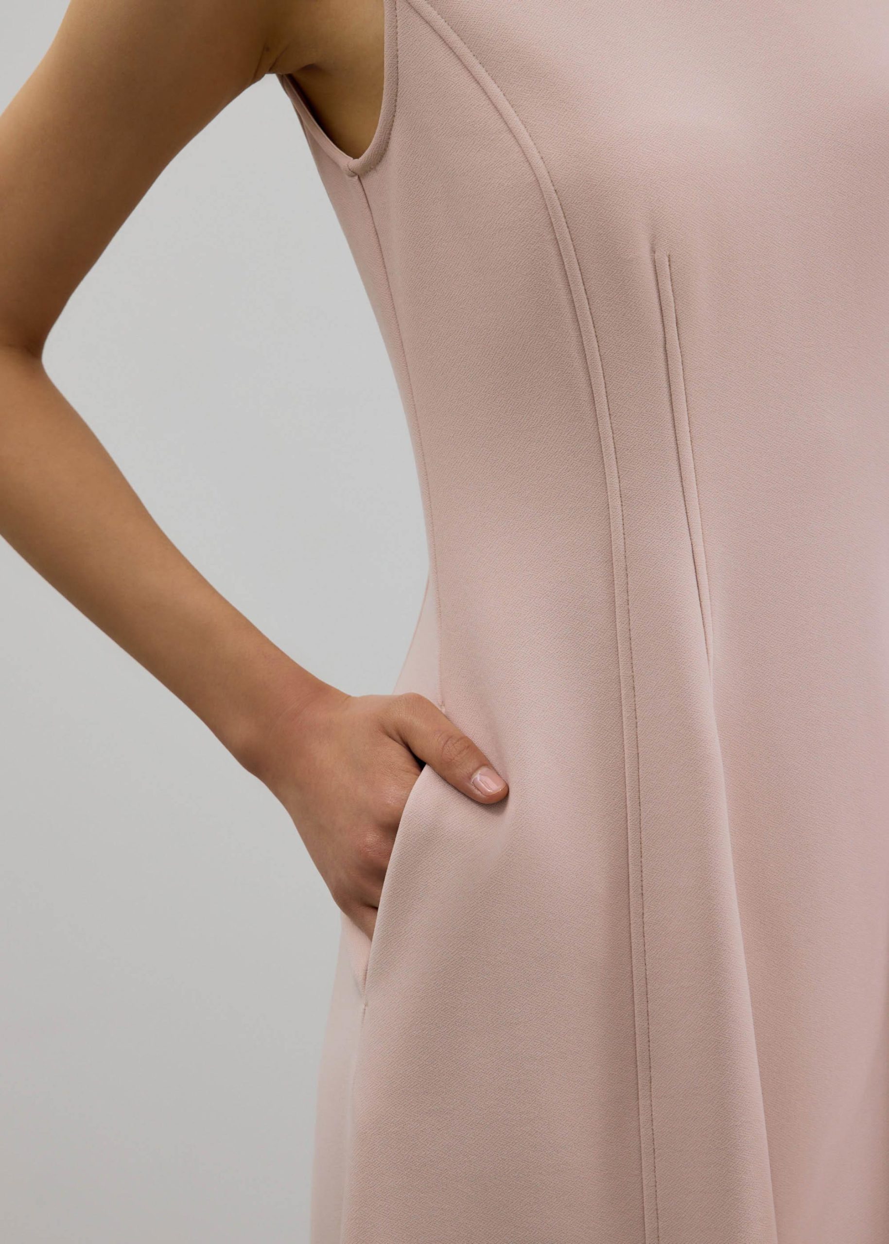 Hera Classic Panelled A-line Mini Dress - Image 3