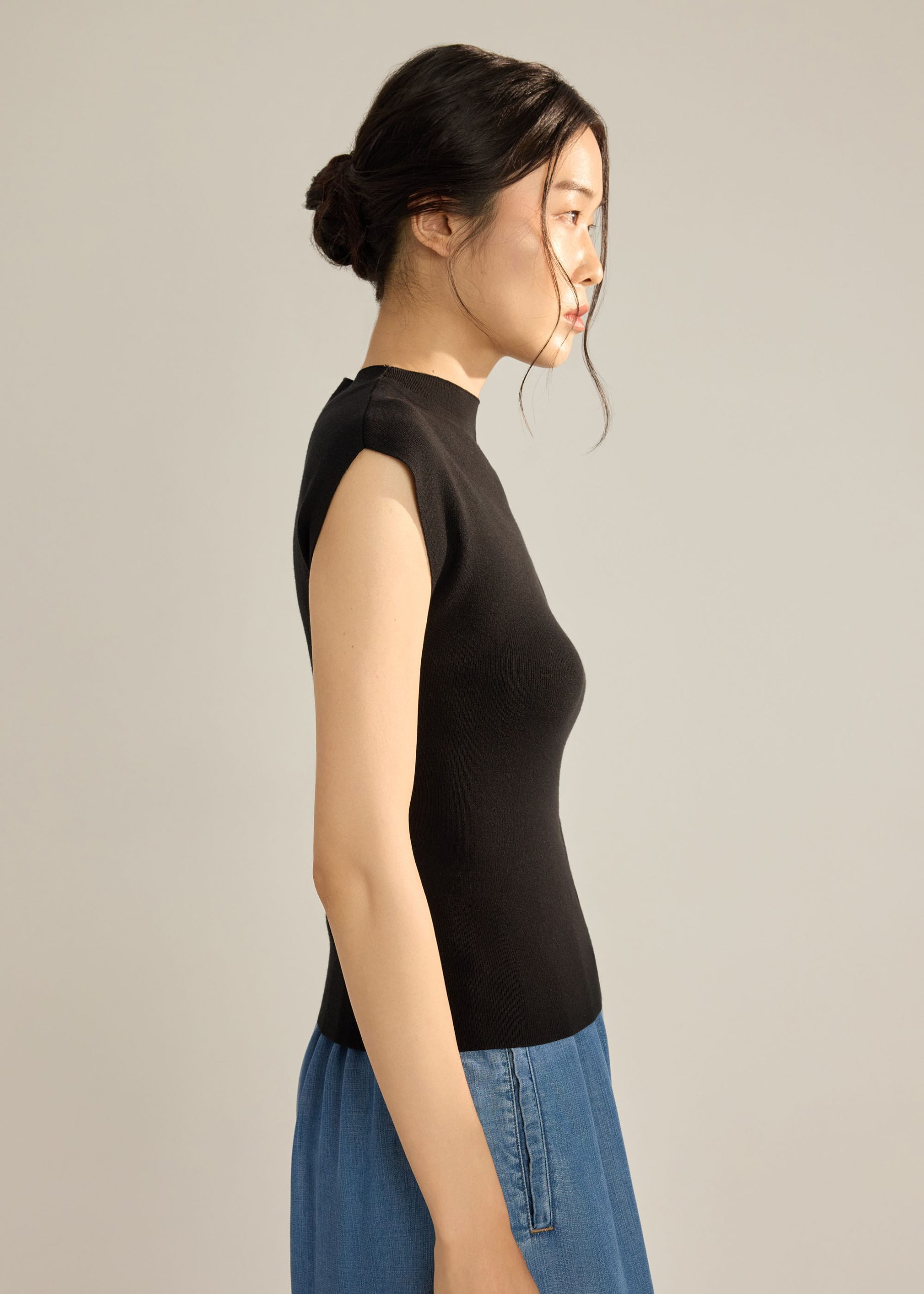 Huan Knit Mock Neck Top - Image 5