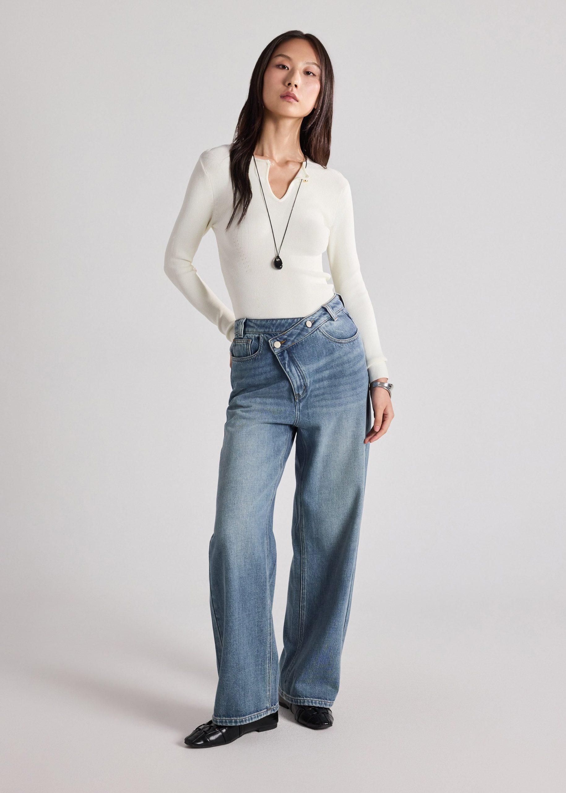 Knit Keyhole Top - Image 13