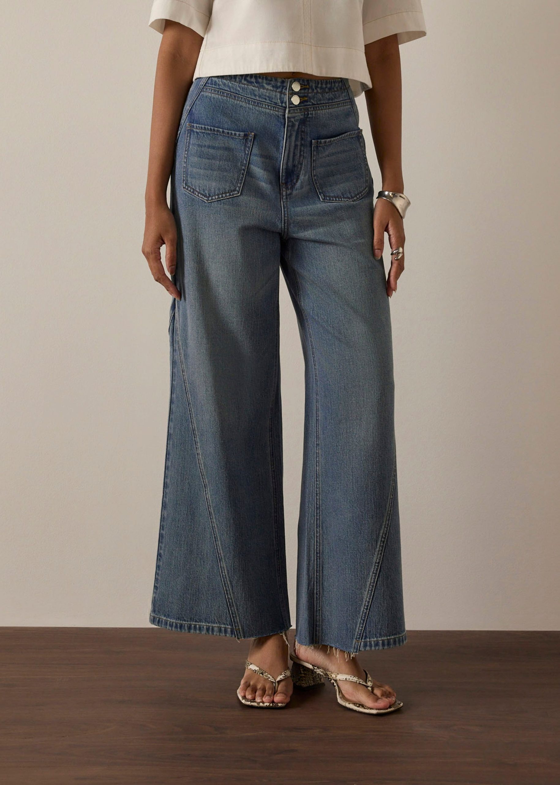 Leggy??Kick Flare Jeans