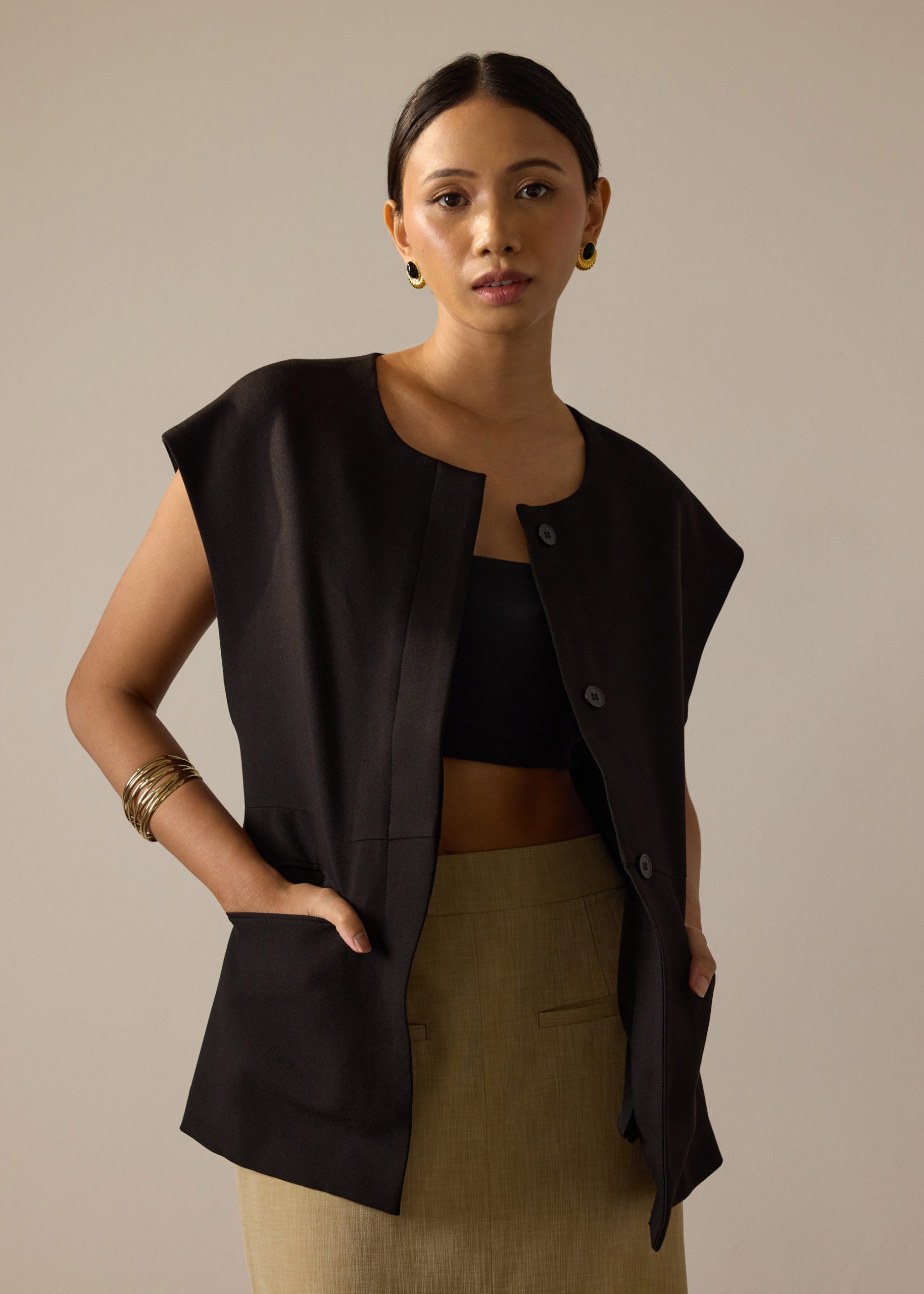 Riyo Twill Round Neck Boxy Vest - Image 4