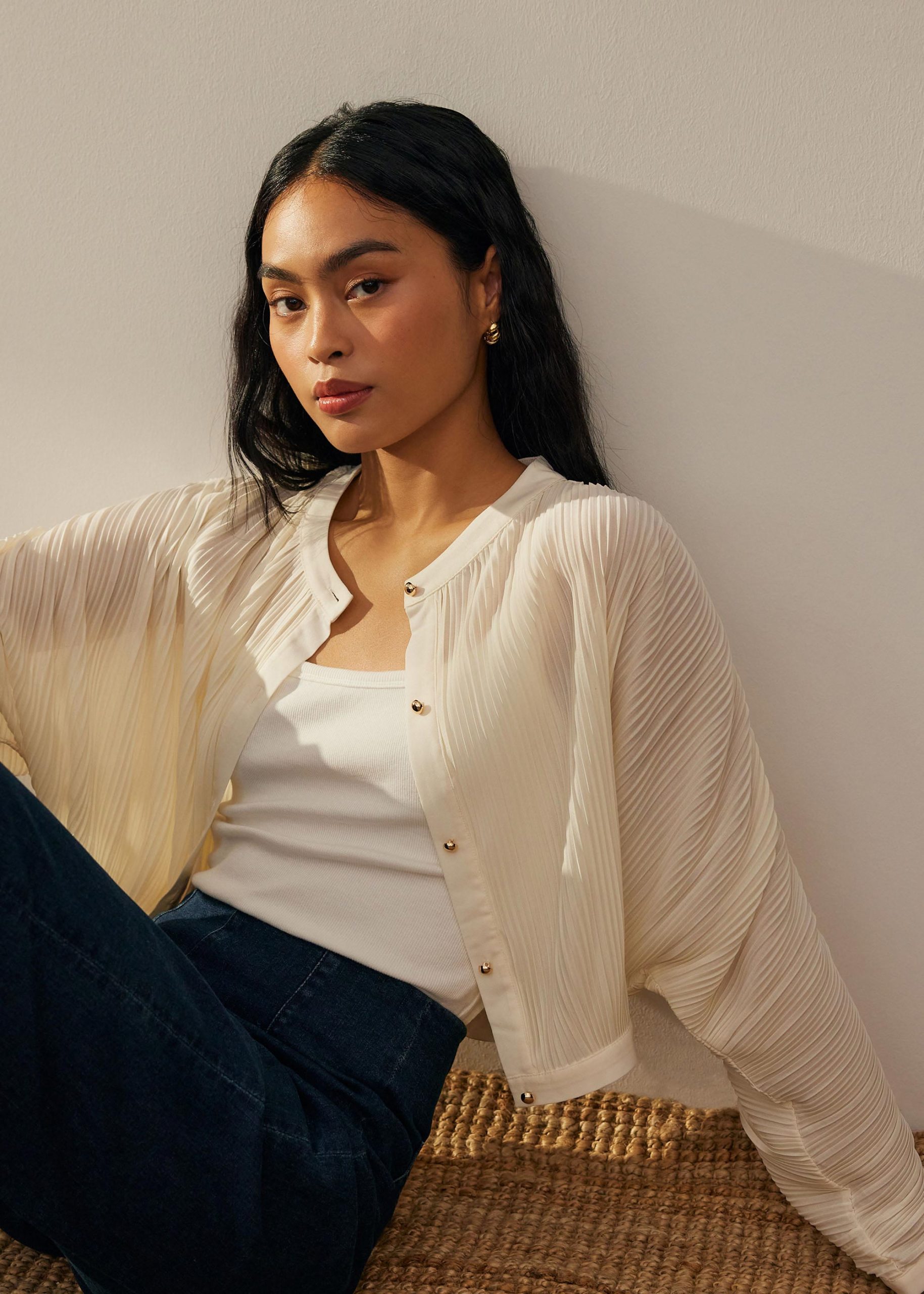 Relaxed Plisse Crop Jacket - Image 2
