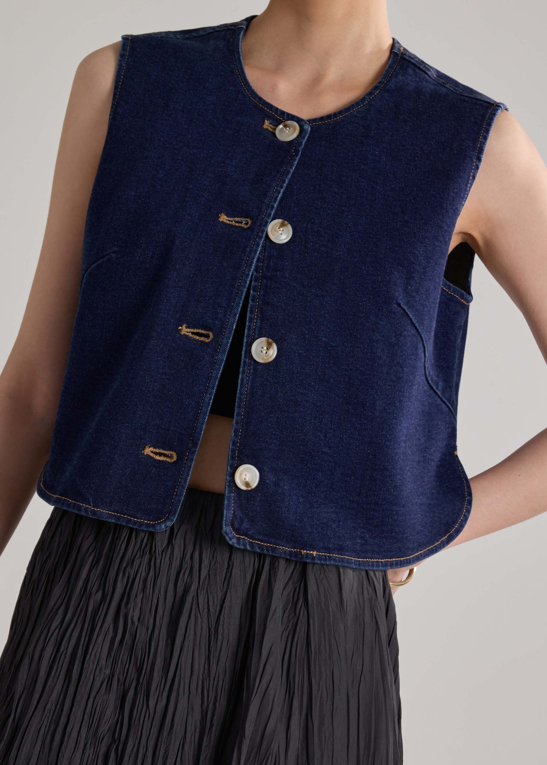 Relaxed Denim Round Neck Button Down Vest Top - Image 2
