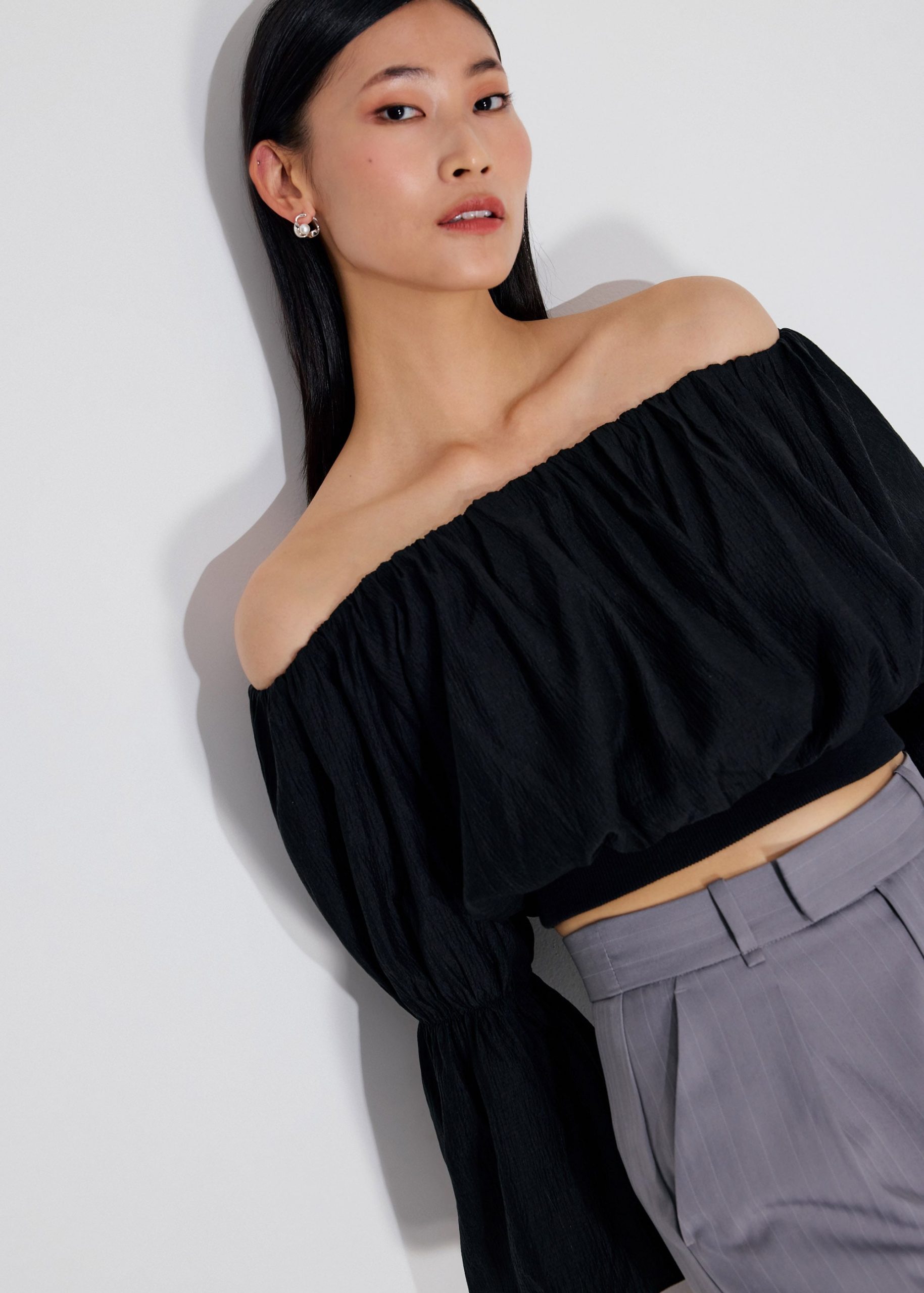 Elastic Lyocell Off-Shoulder Romantic Flare Sleeve Crop Top - Image 6