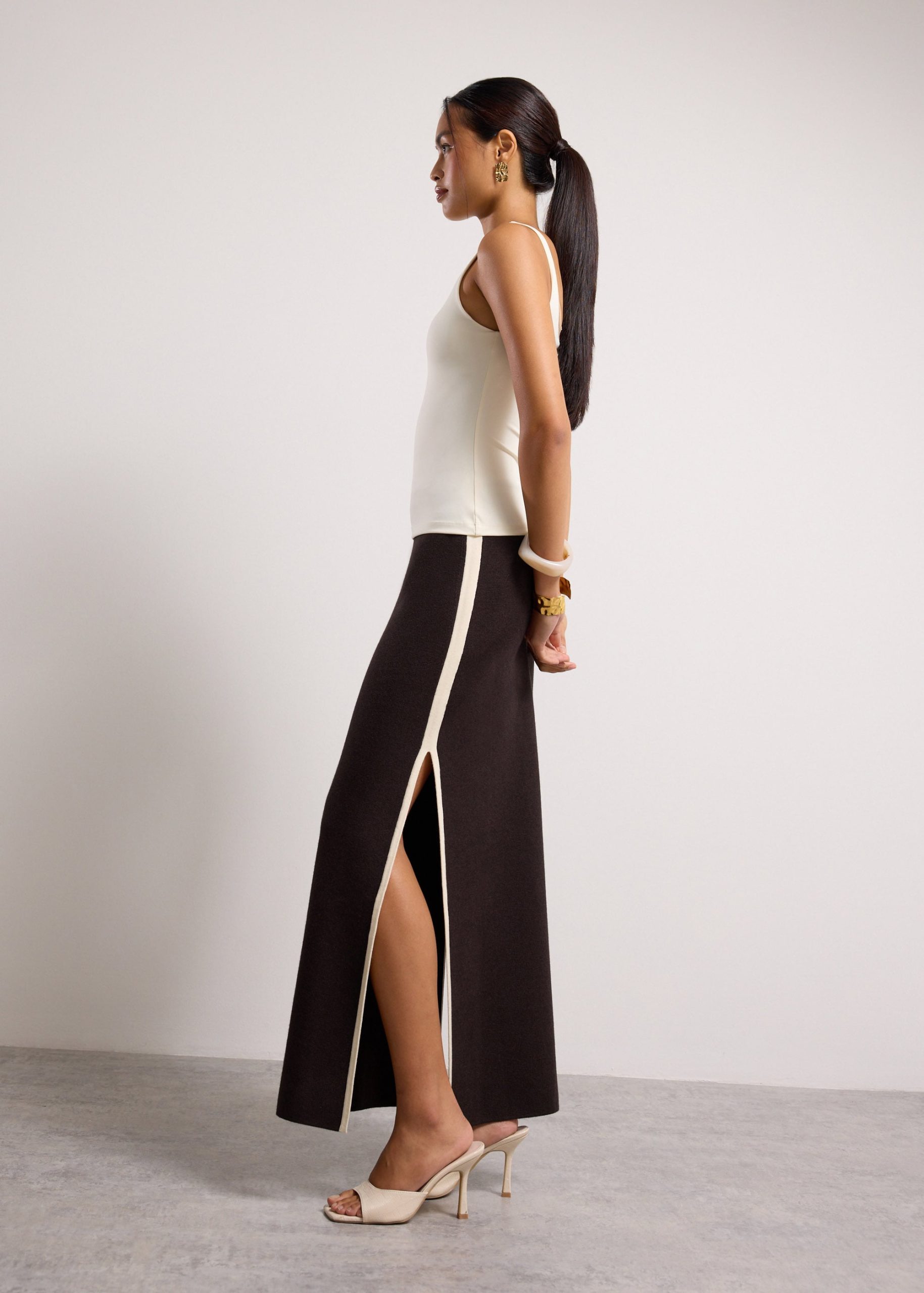 Elastic Knit High Waist Column Maxi Skirt - Image 7