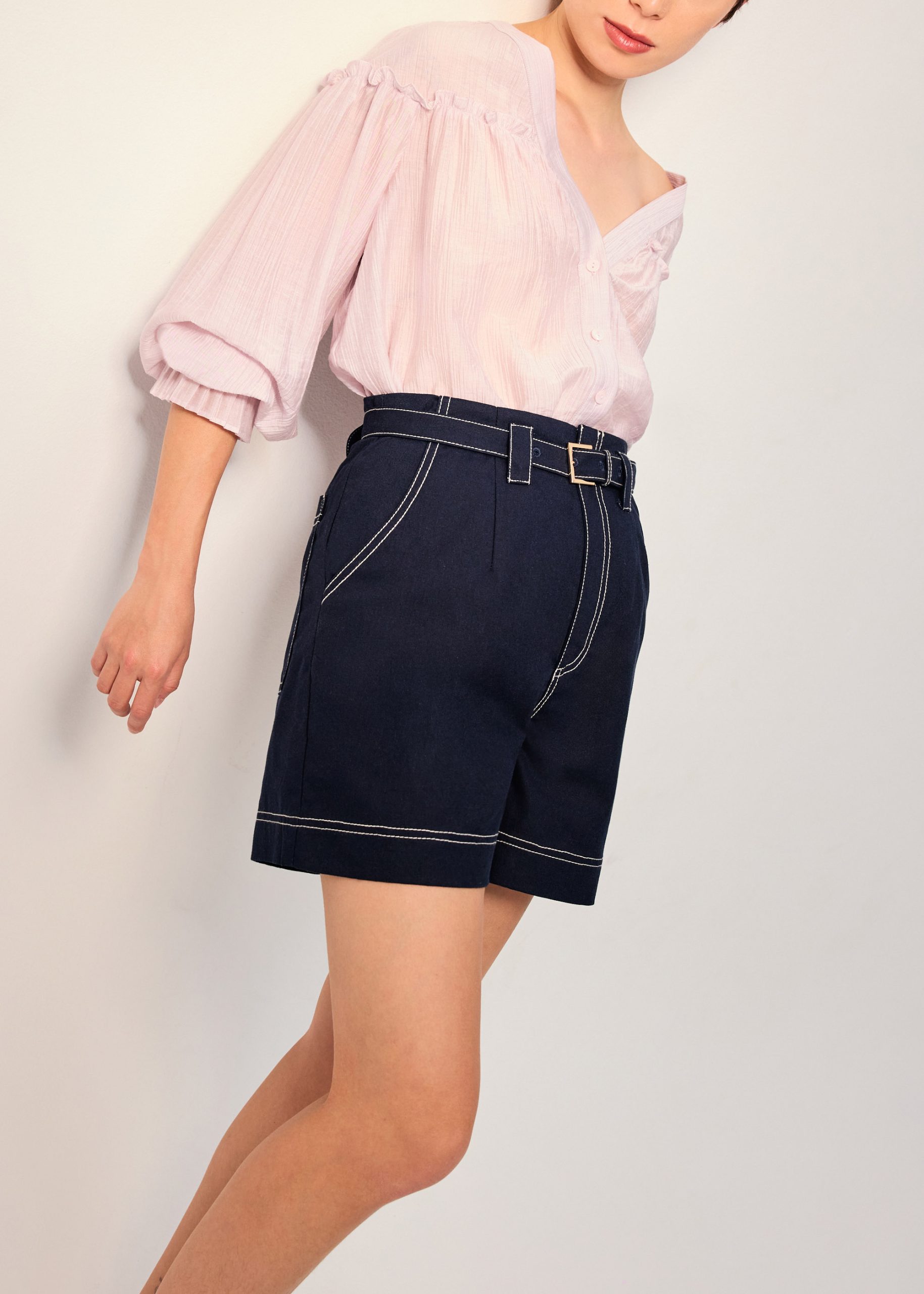 Belted Contrast Stitch High Waist Shorts - Image 6