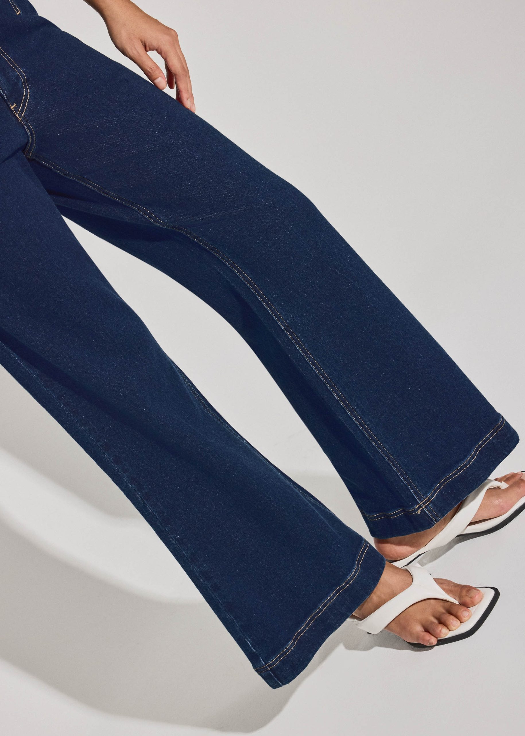 Leggy??Tricia Denim High Waist Kick Flare Jeans - Image 8