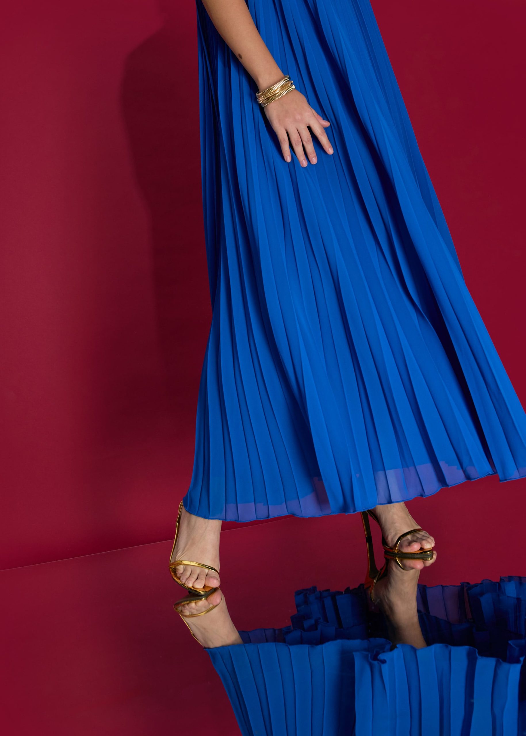 Pleated Halter Trapeze Maxi Dress - Image 16