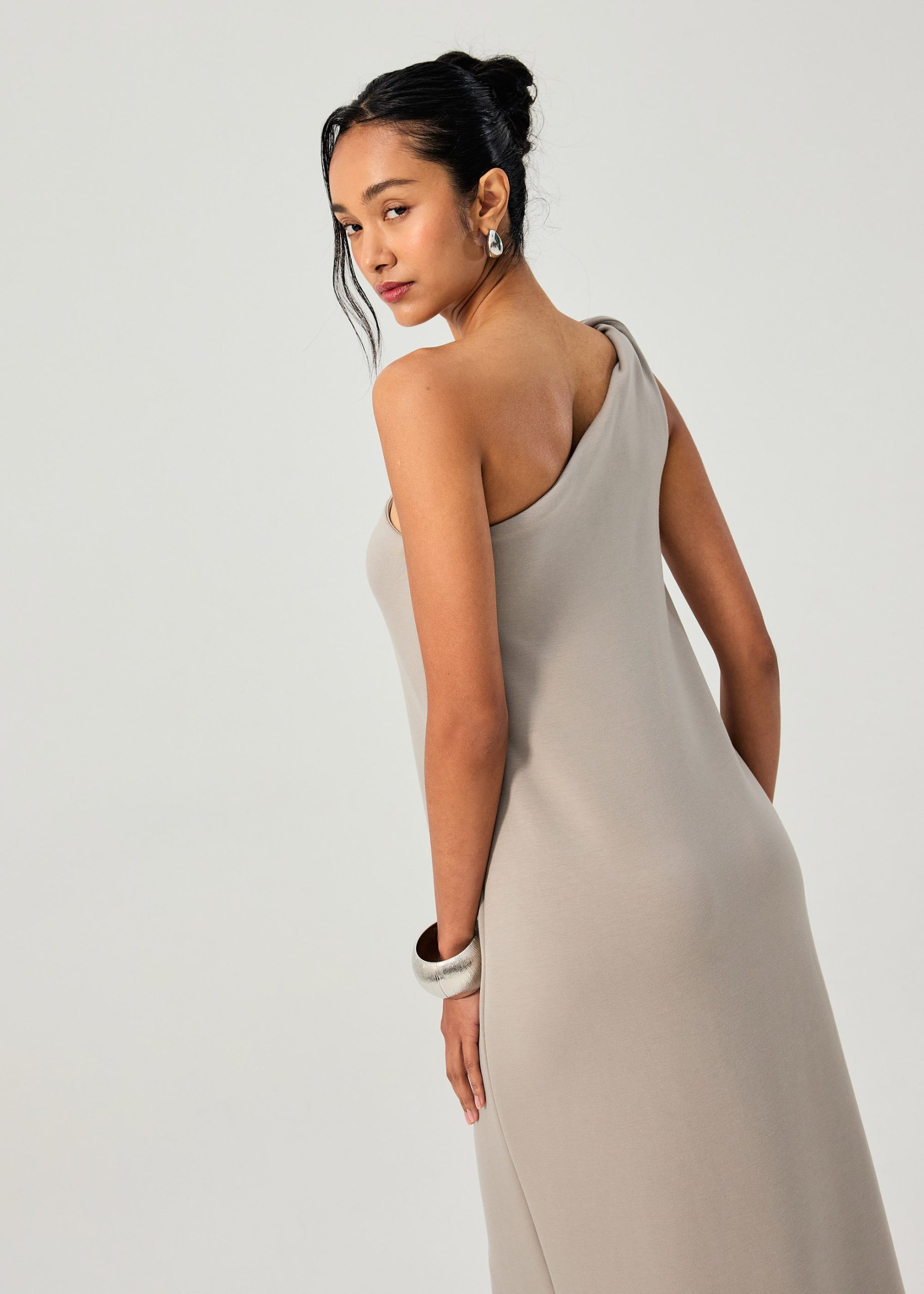 Tencel Shoulder Twist Toga Cocoon Maxi Dress - Image 9