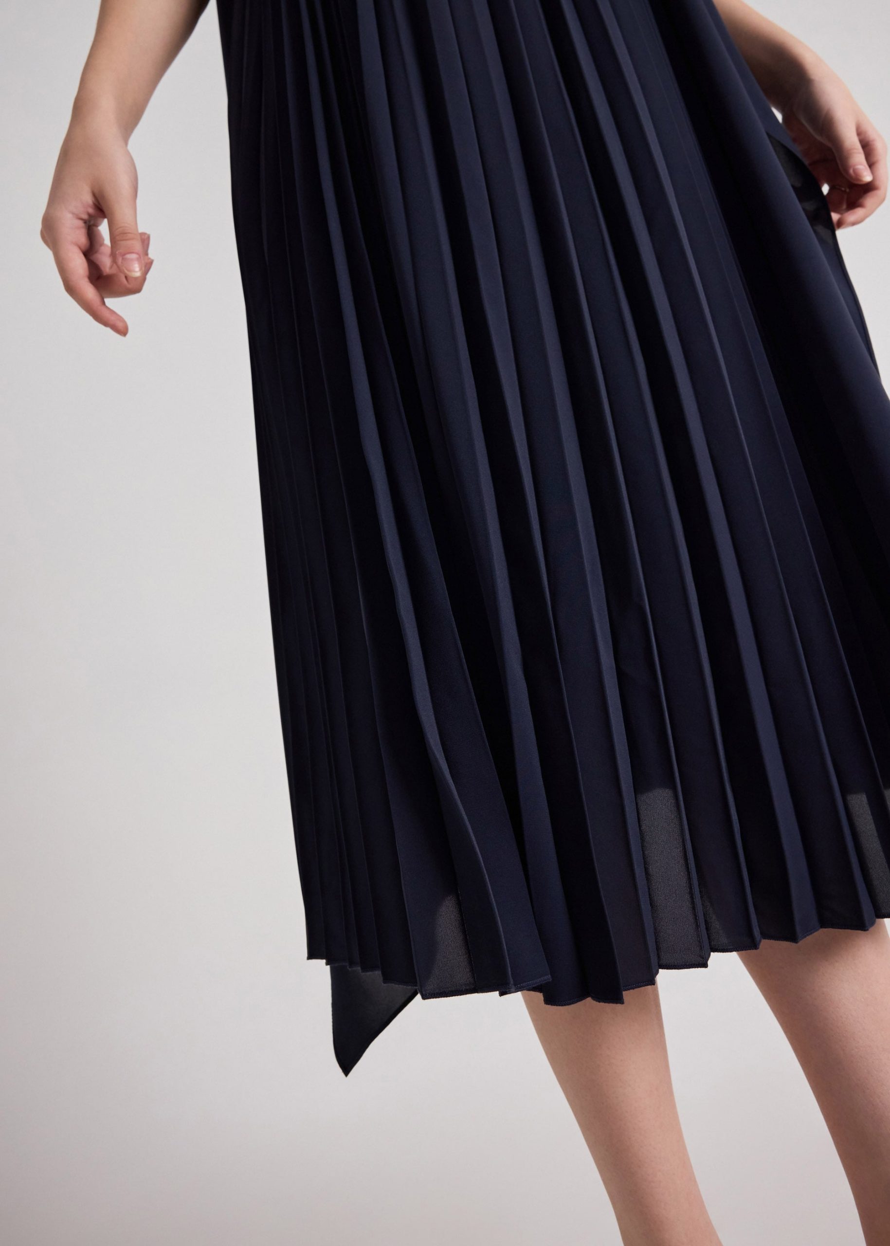 Muri Multi-way Pleated Dress - Image 7