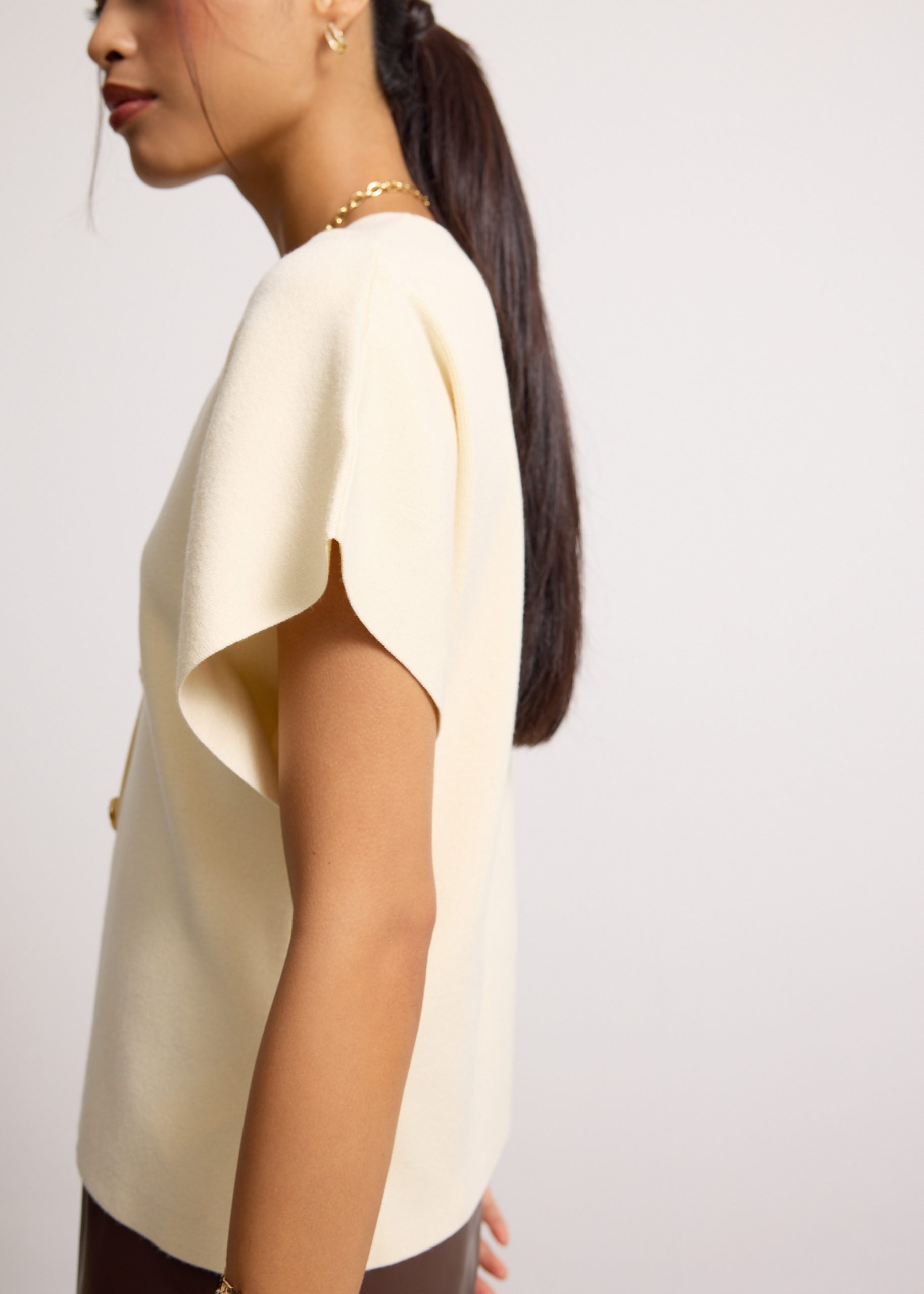 Amrita Knit V-neck Top - Image 10
