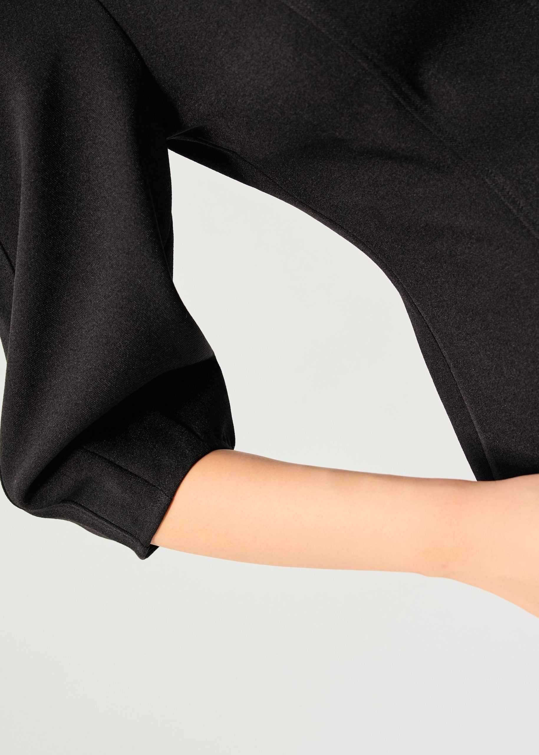 Eunice Panelled Round Neck Puff Sleeve Top - Image 20