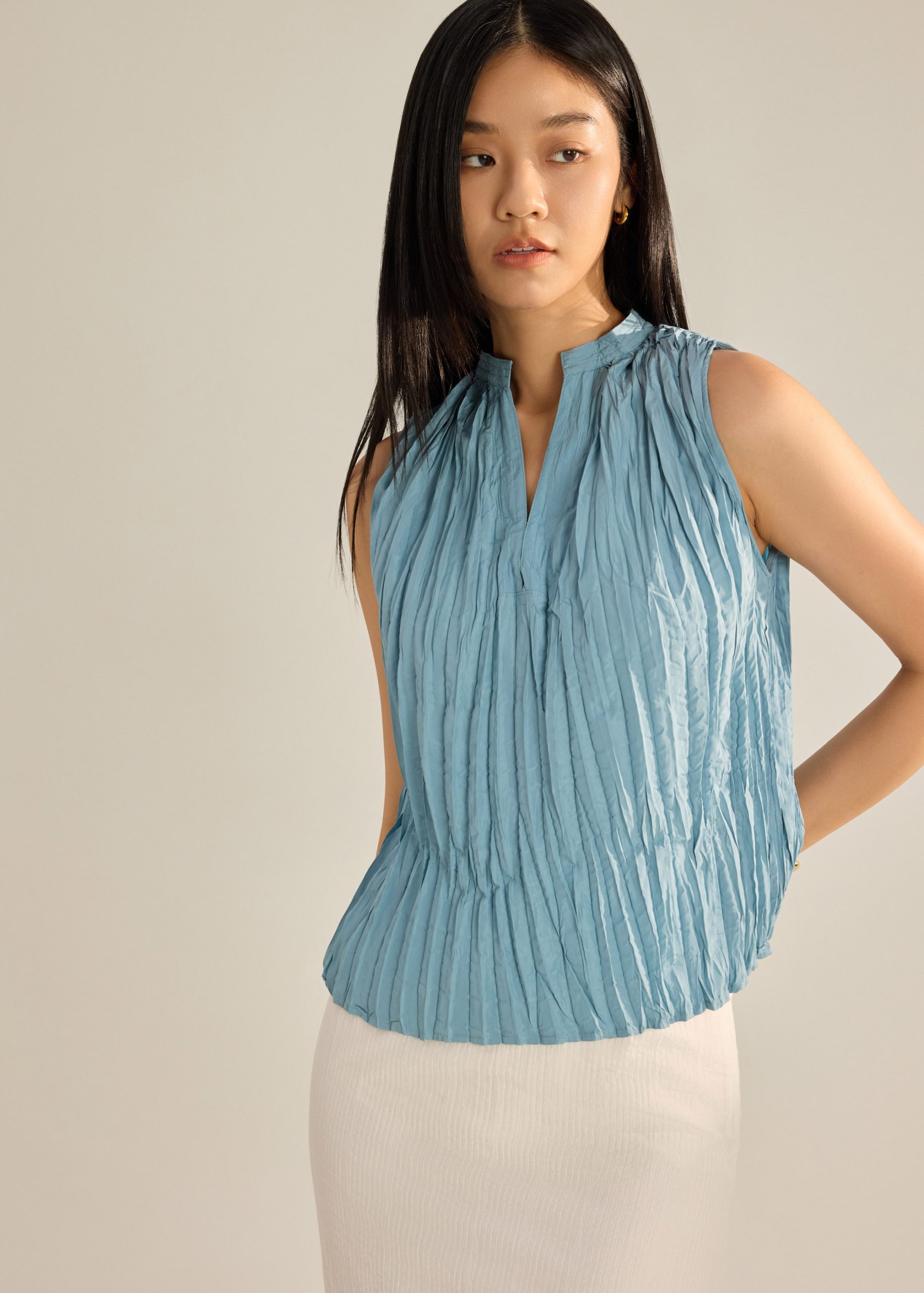 Celeste Crinkled Pleats Top - Image 15