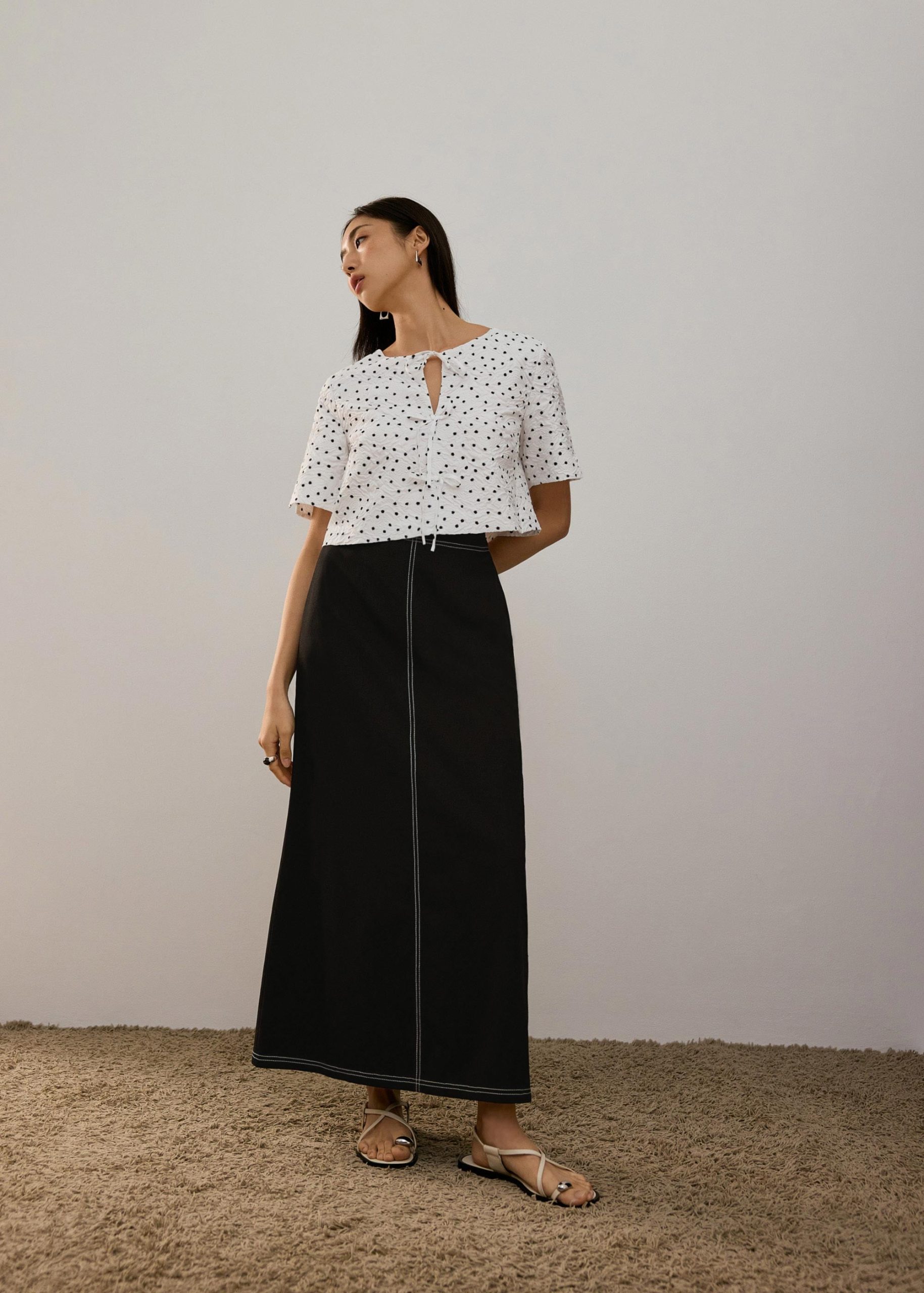 Crinkled Polka Dot Crop Shell Top - Image 2