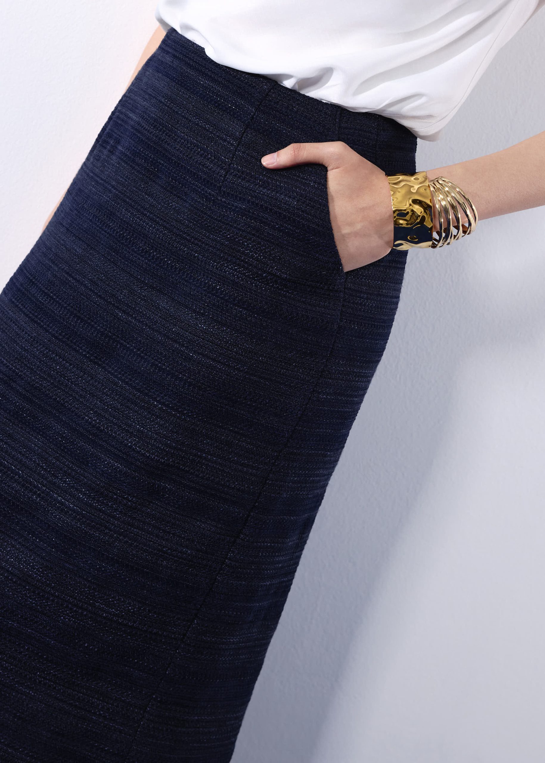 Amelia Jacquard Tweed Column Midi Skirt - Image 4