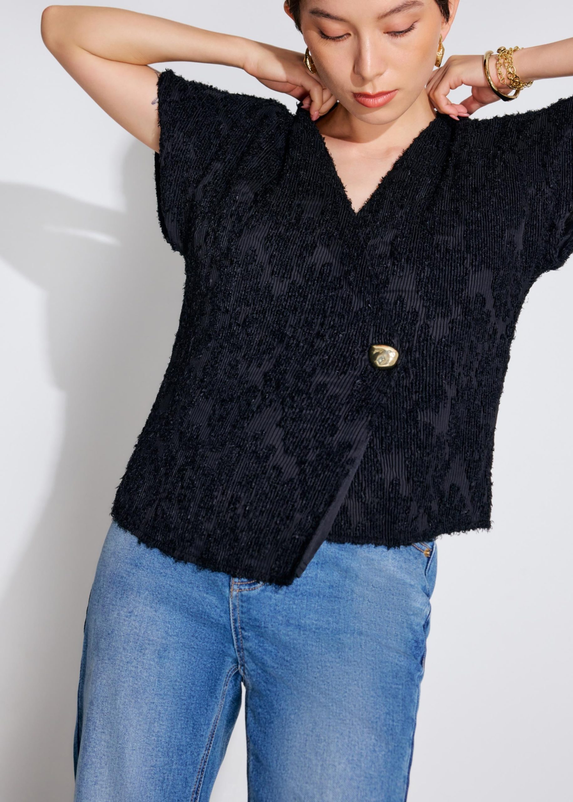 Sonam Textured V-neck Drop Sleeve Top - Image 5