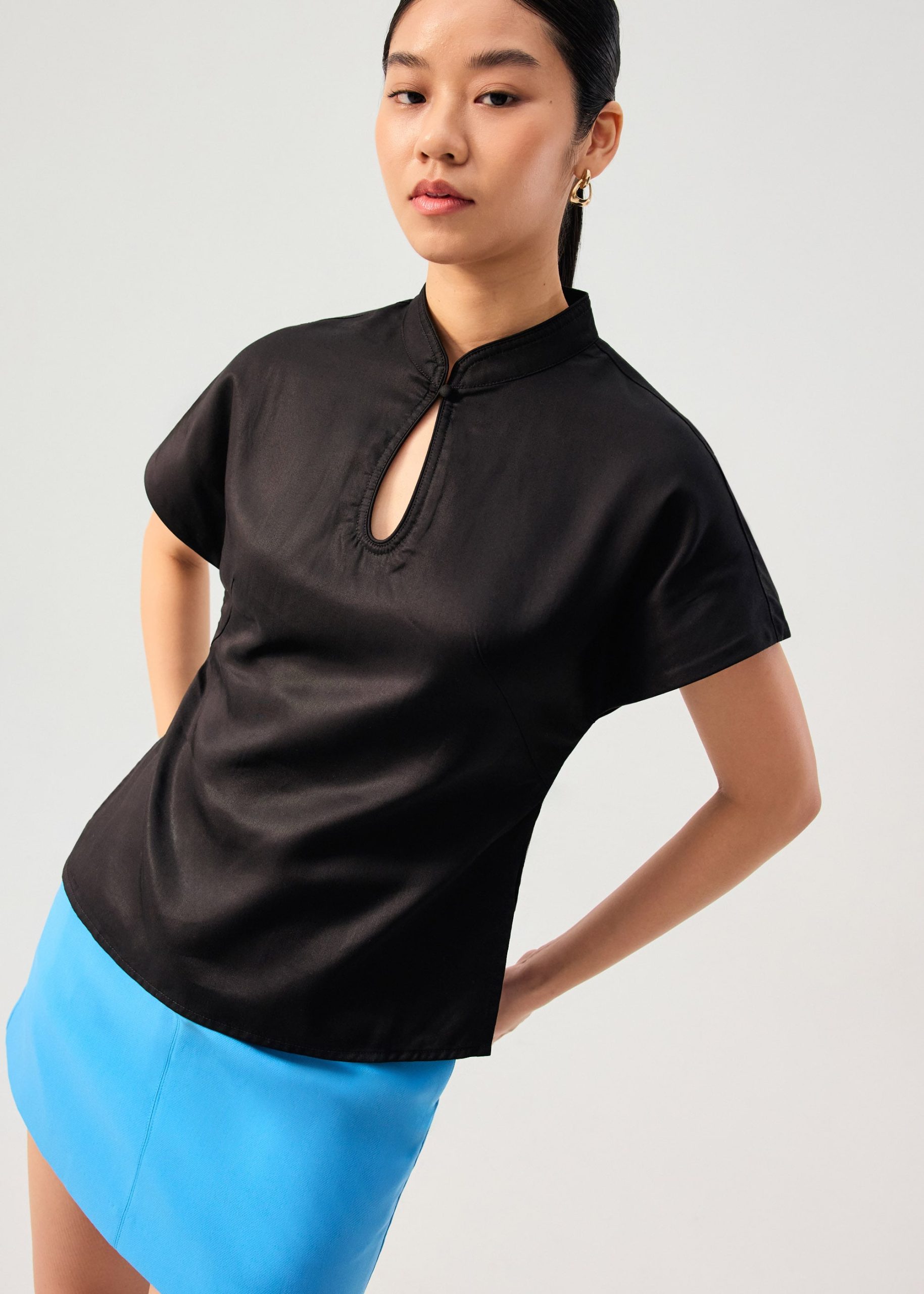 Lyocell Mandarin Collar Drop Shoulder Top - Image 12
