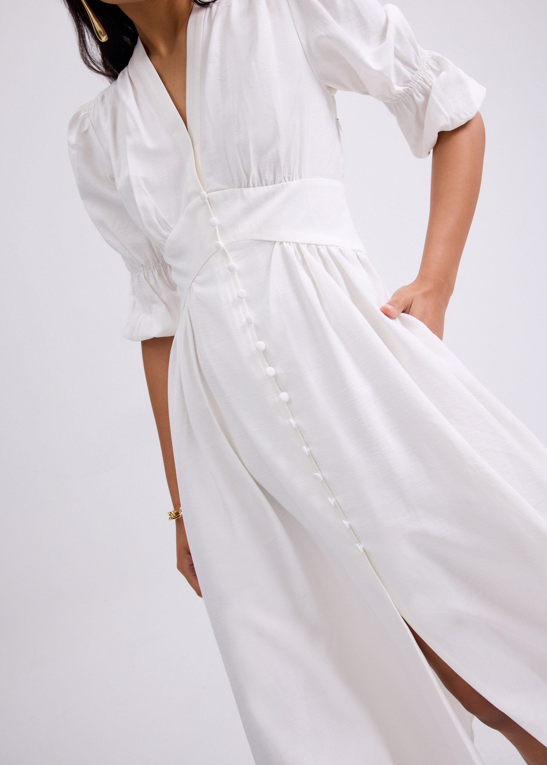 V-neck Puff Sleeve Fit & Flare Midaxi Dress in Garden City Blooms - Image 15