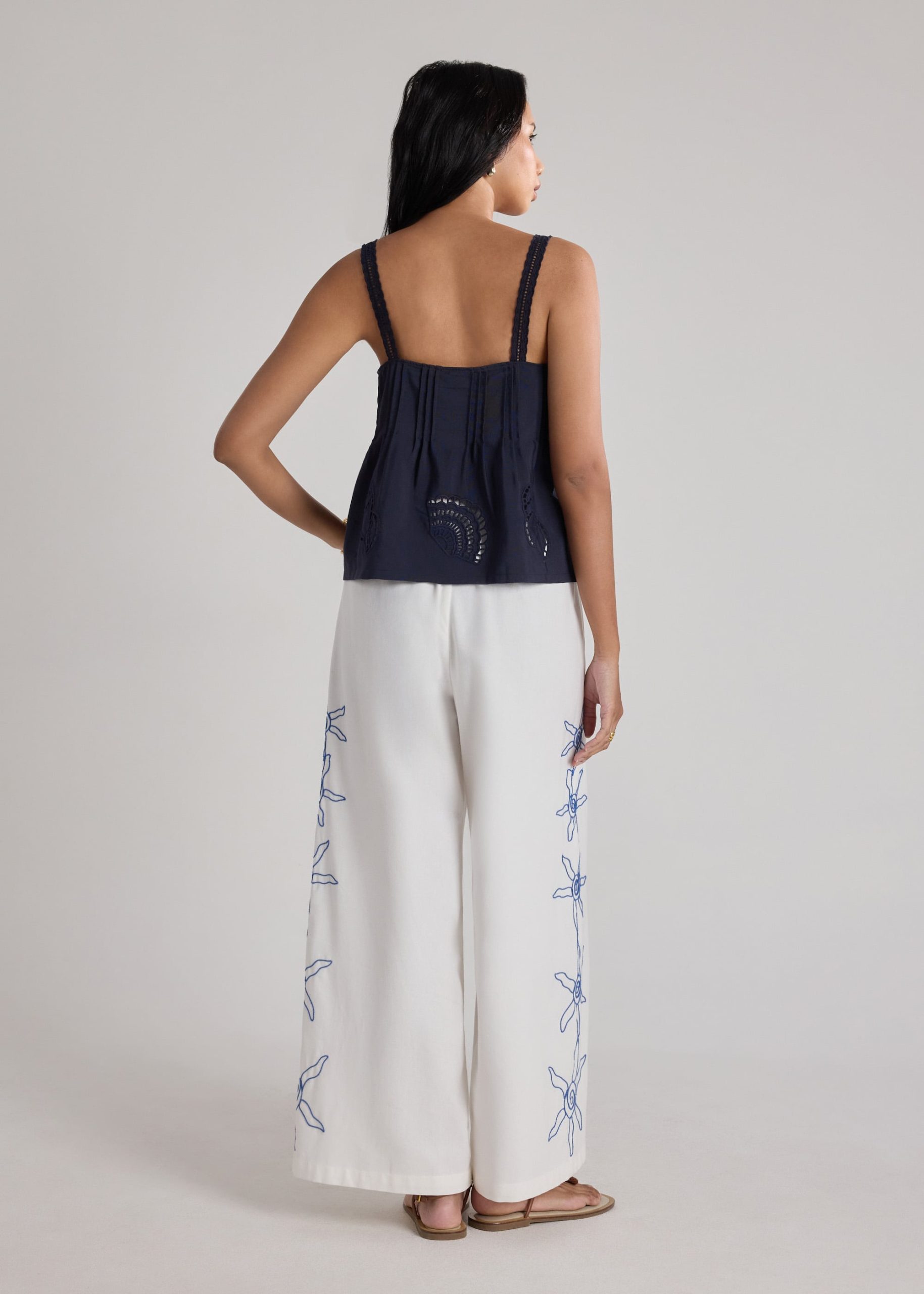 Relaxed Shell Top in Tidal Escape Broderie - Image 4