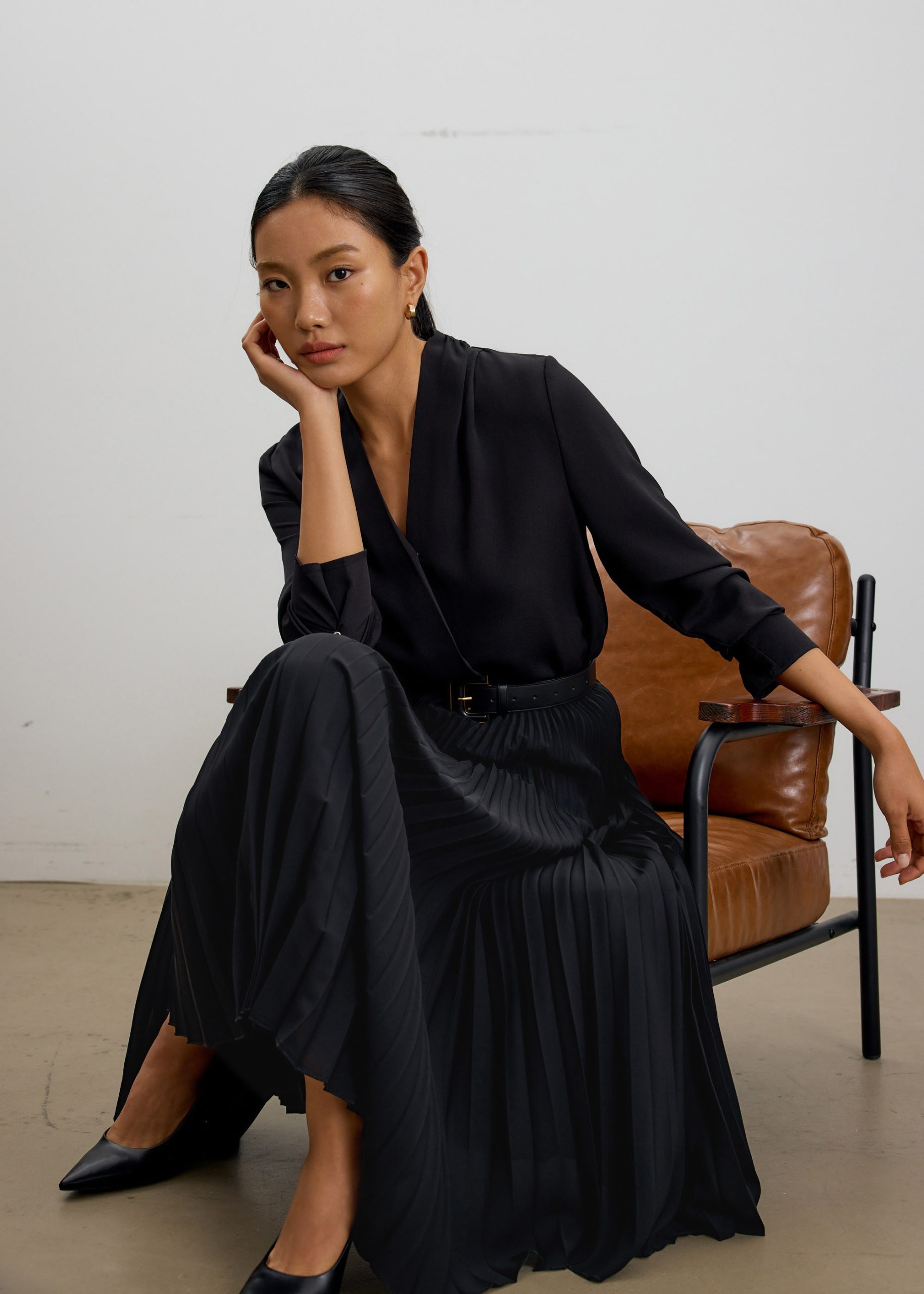 Wei Elastic Sunray Pleated Midaxi Skirt - Image 7