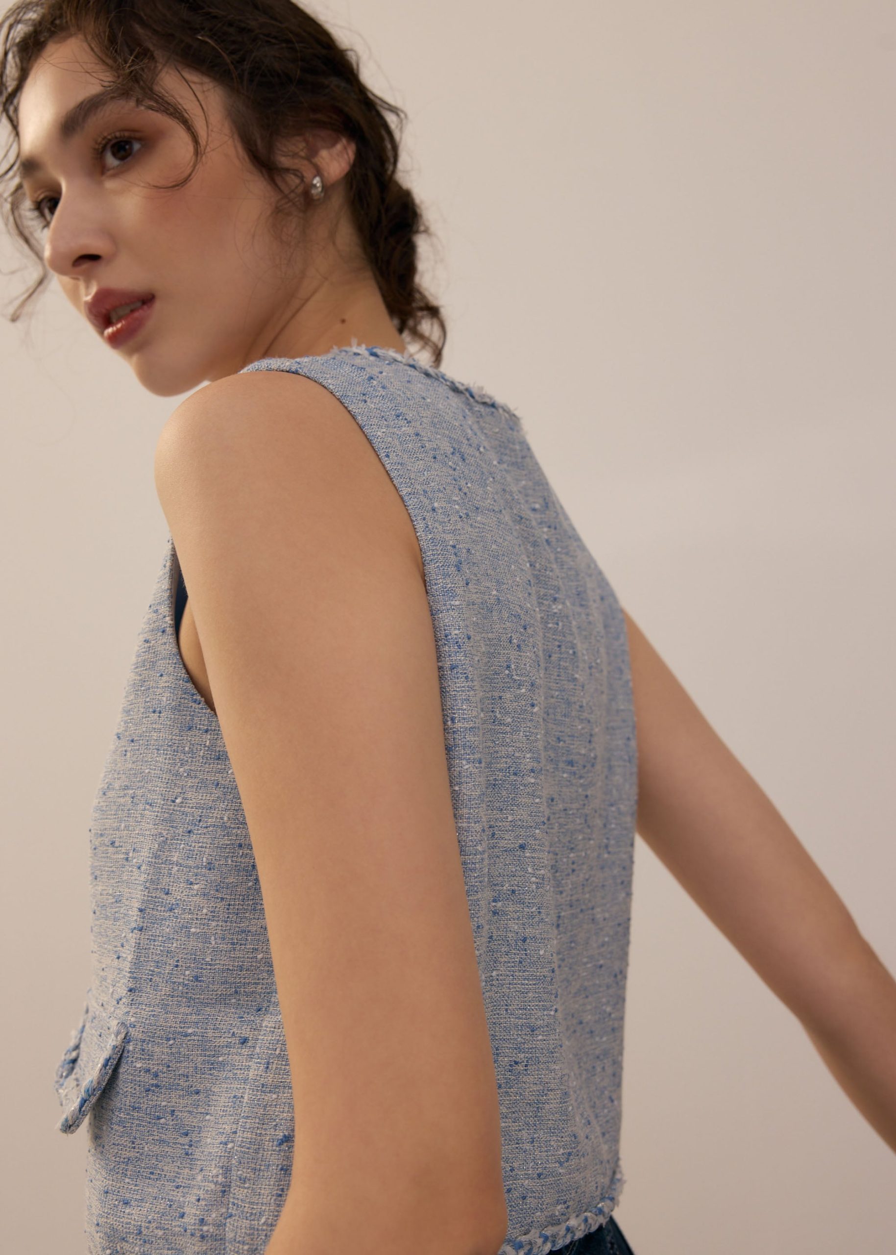 Tweed V-Neck Boxy Crop Vest - Image 4