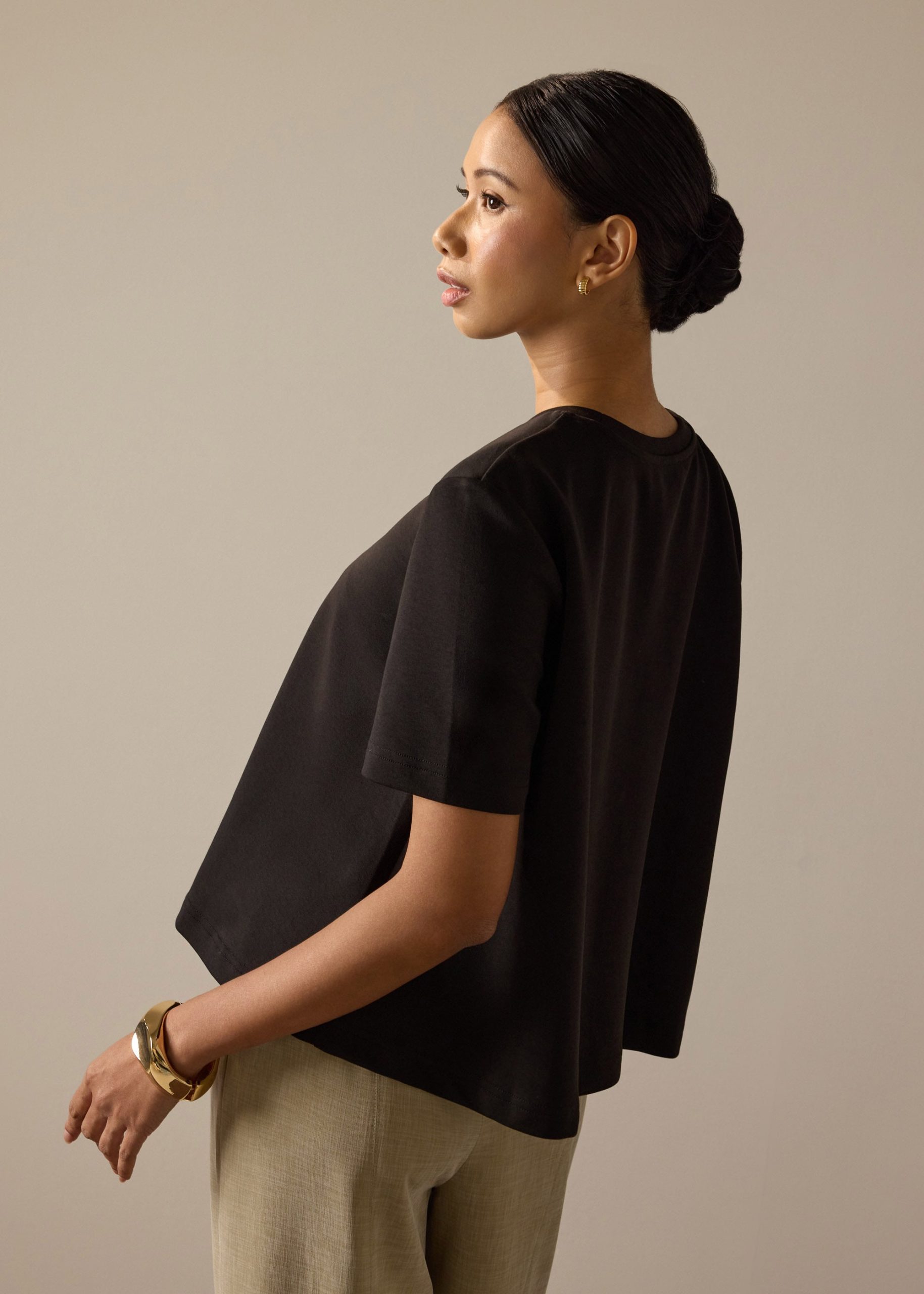 Billie Neoprene Round Neck Trapeze Tee - Image 7