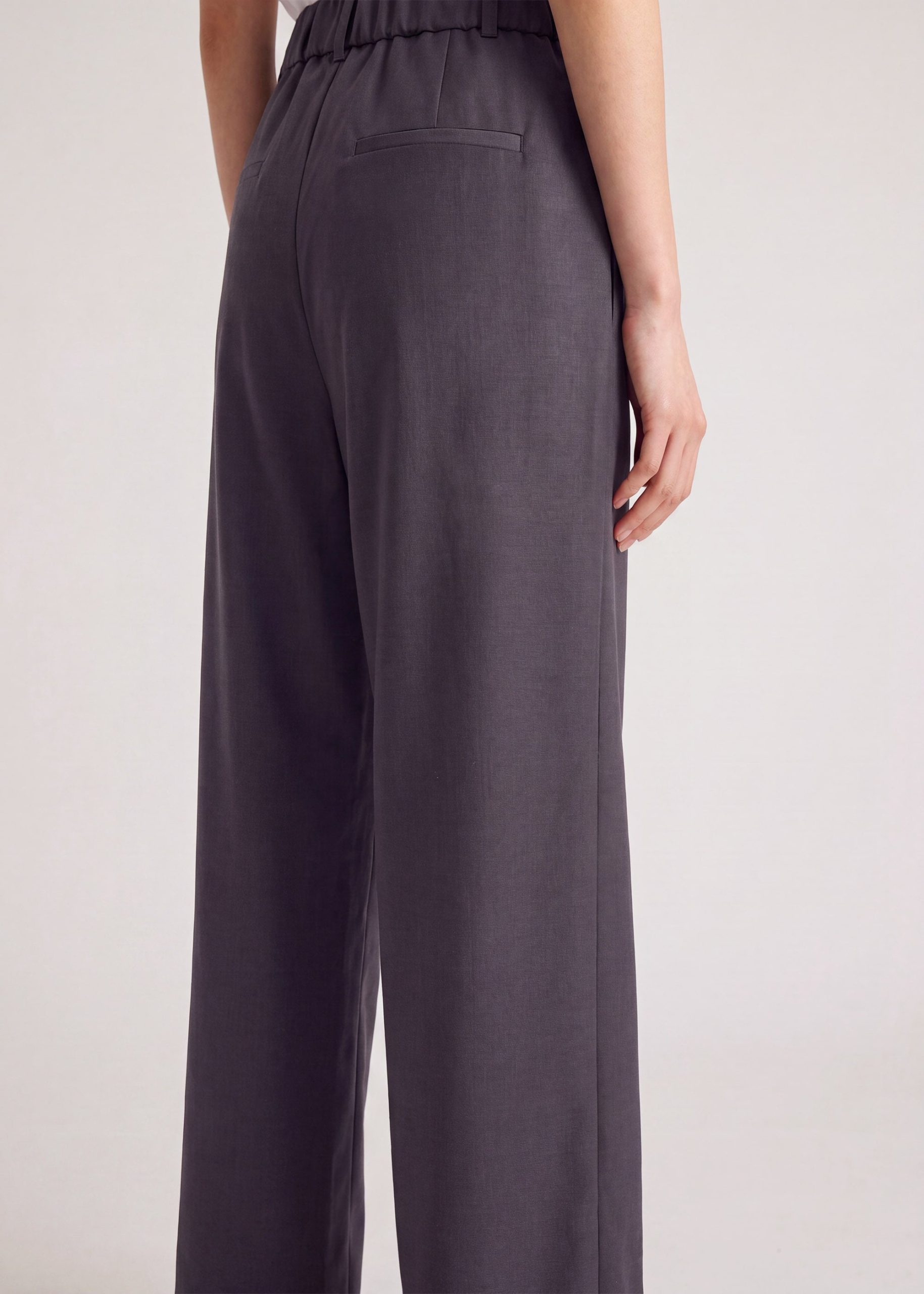 Leggy??Cross Over Pants - Image 7