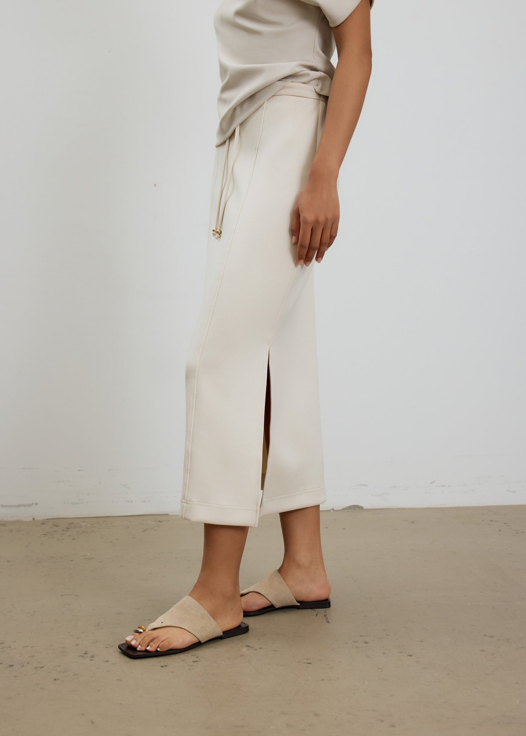 Neoprene High Waist Column Midaxi Skirt - Image 4