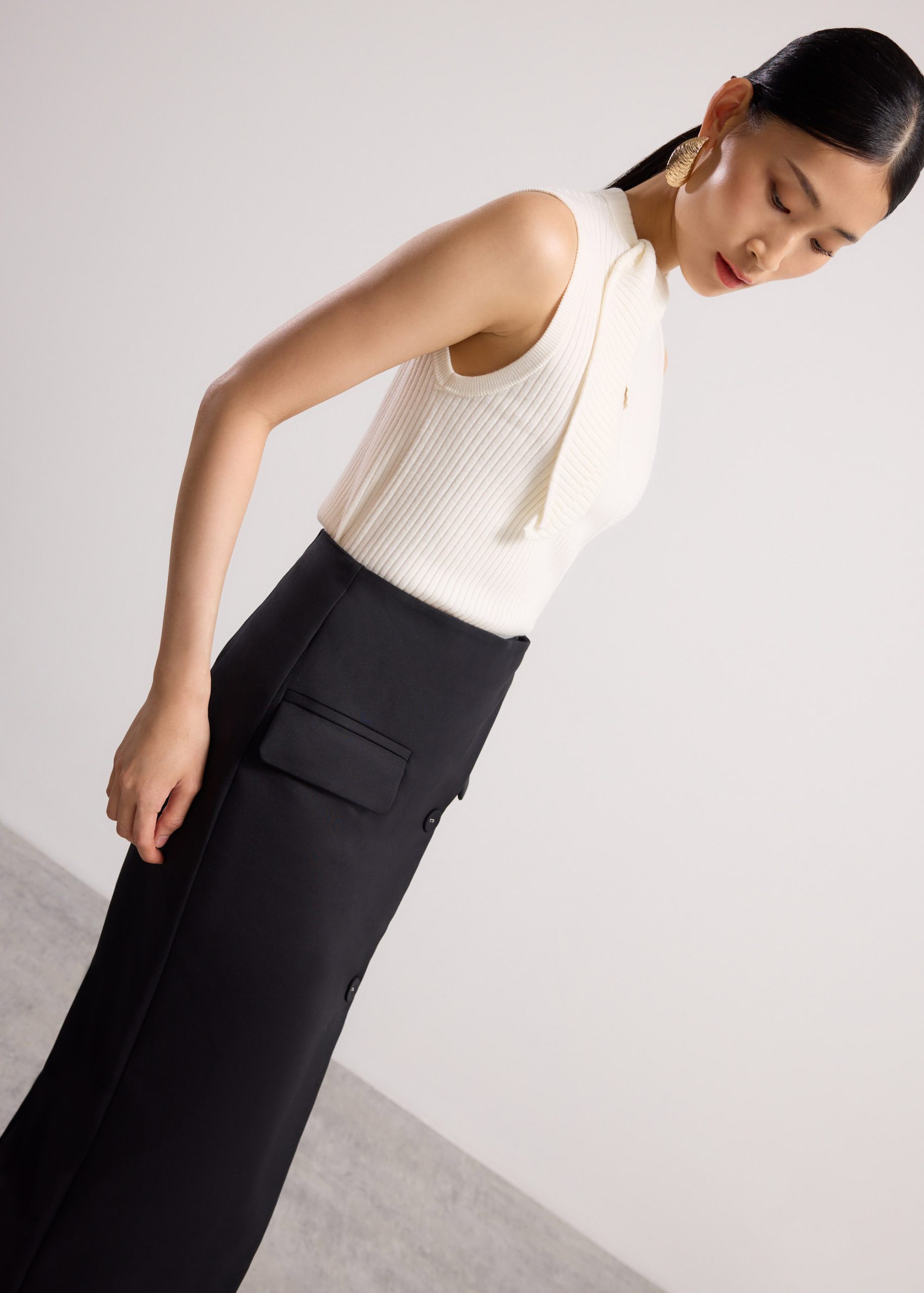 Knit Front Tie Collared Top - Image 5