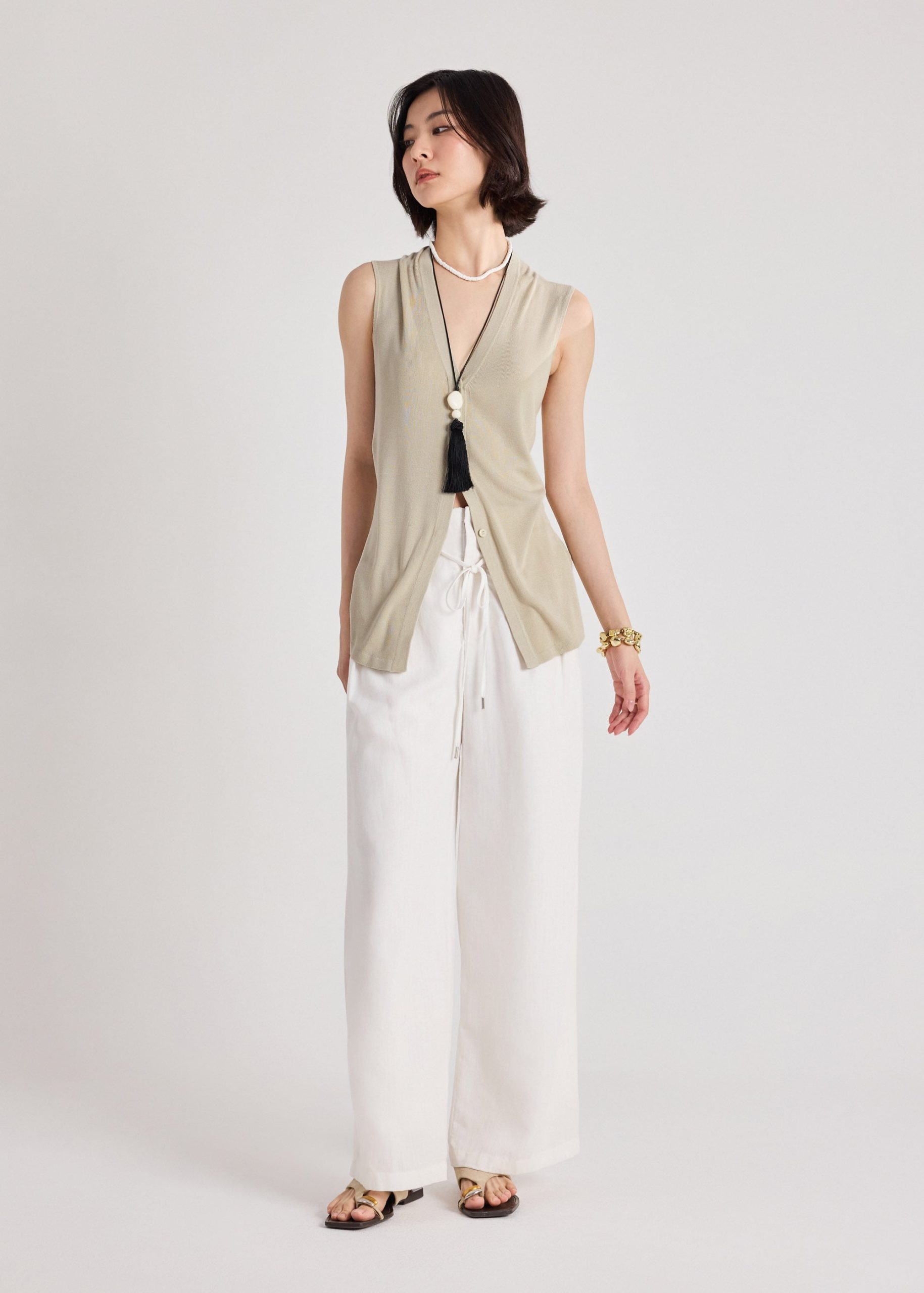 Chuan Soft Knit Long Vest - Image 8