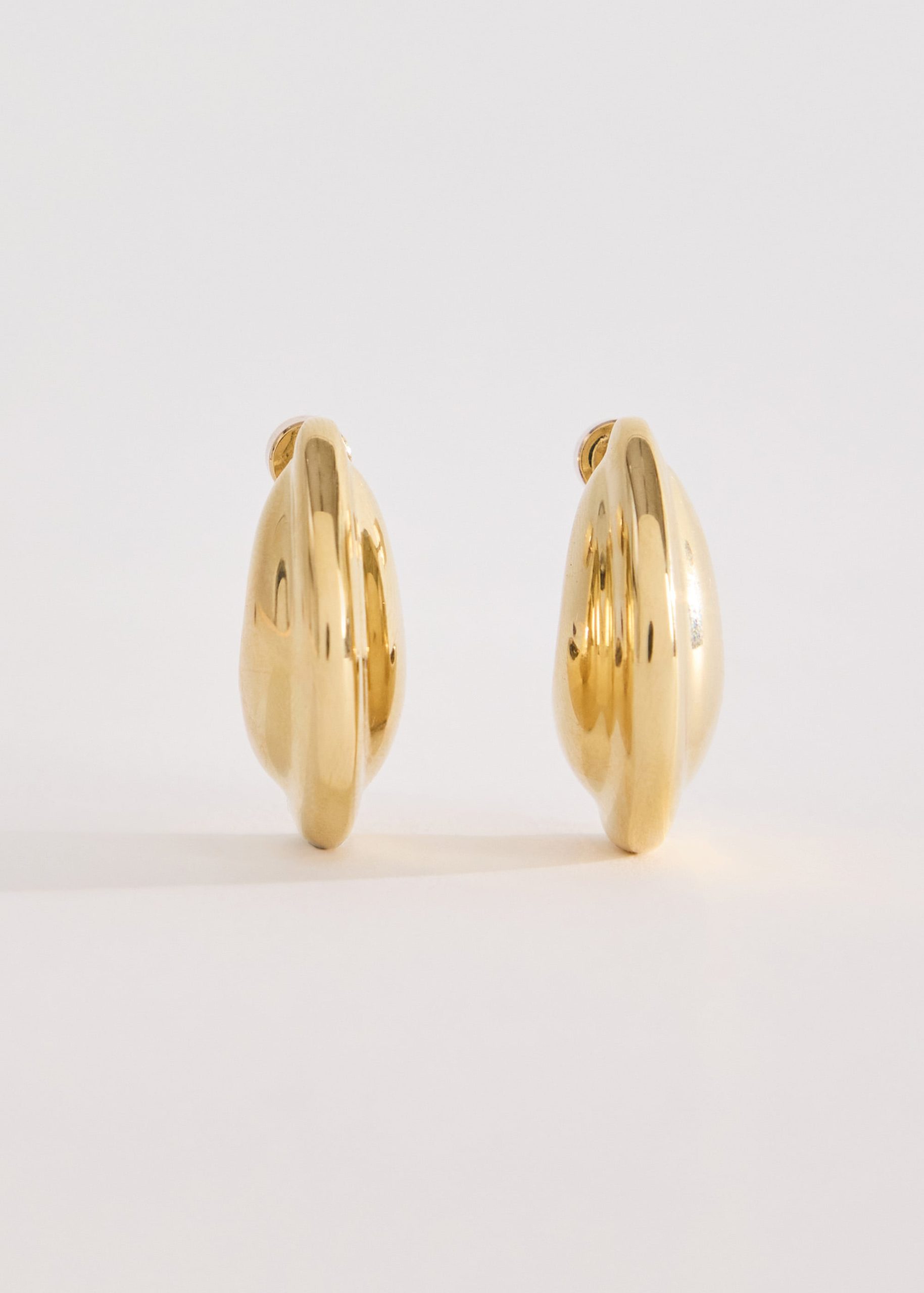 14K Gold Plated Chunky Hoop Earrings - Image 2