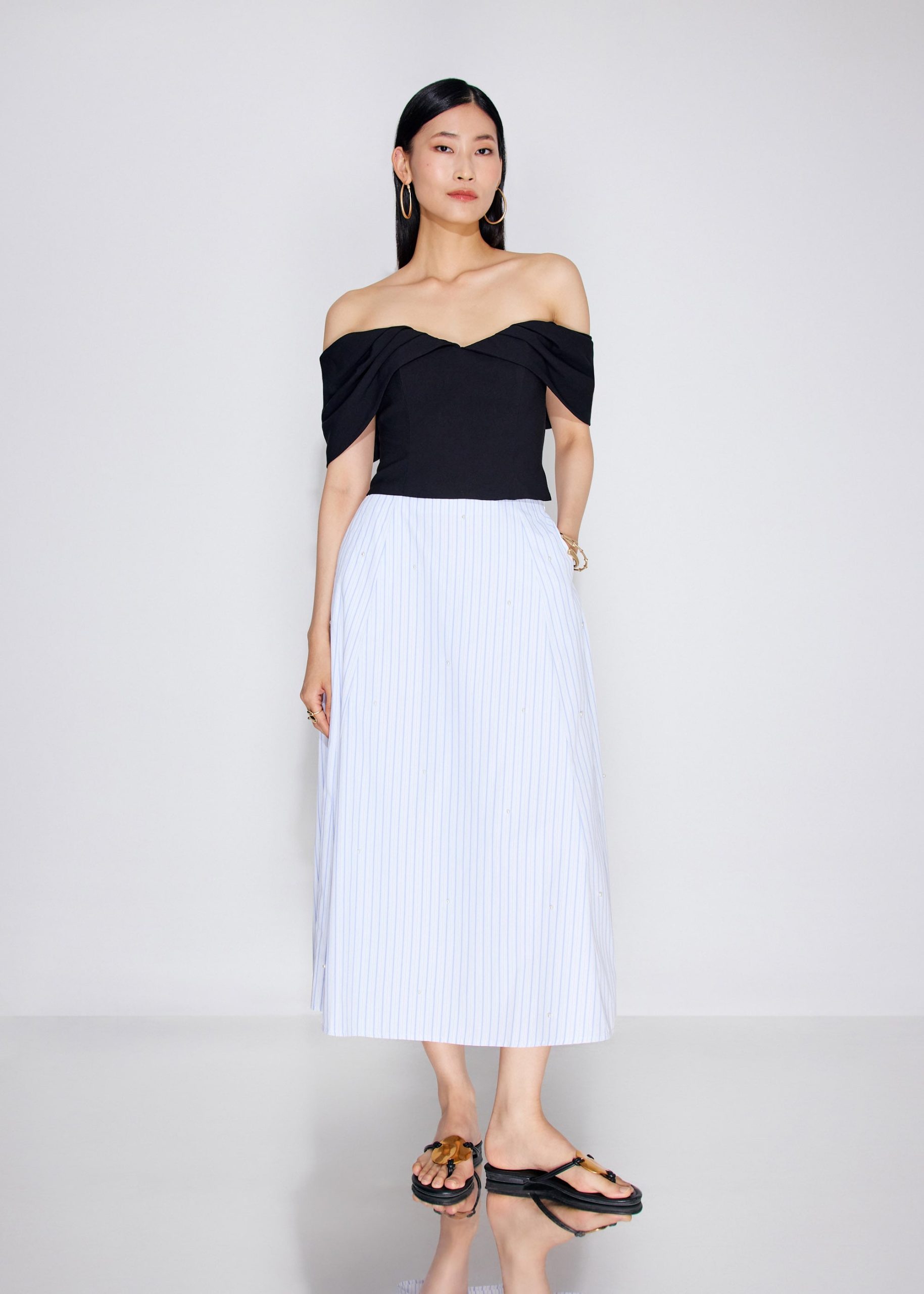BraFree by LB Ruched Off Shoulder Fitted Top - Image 4