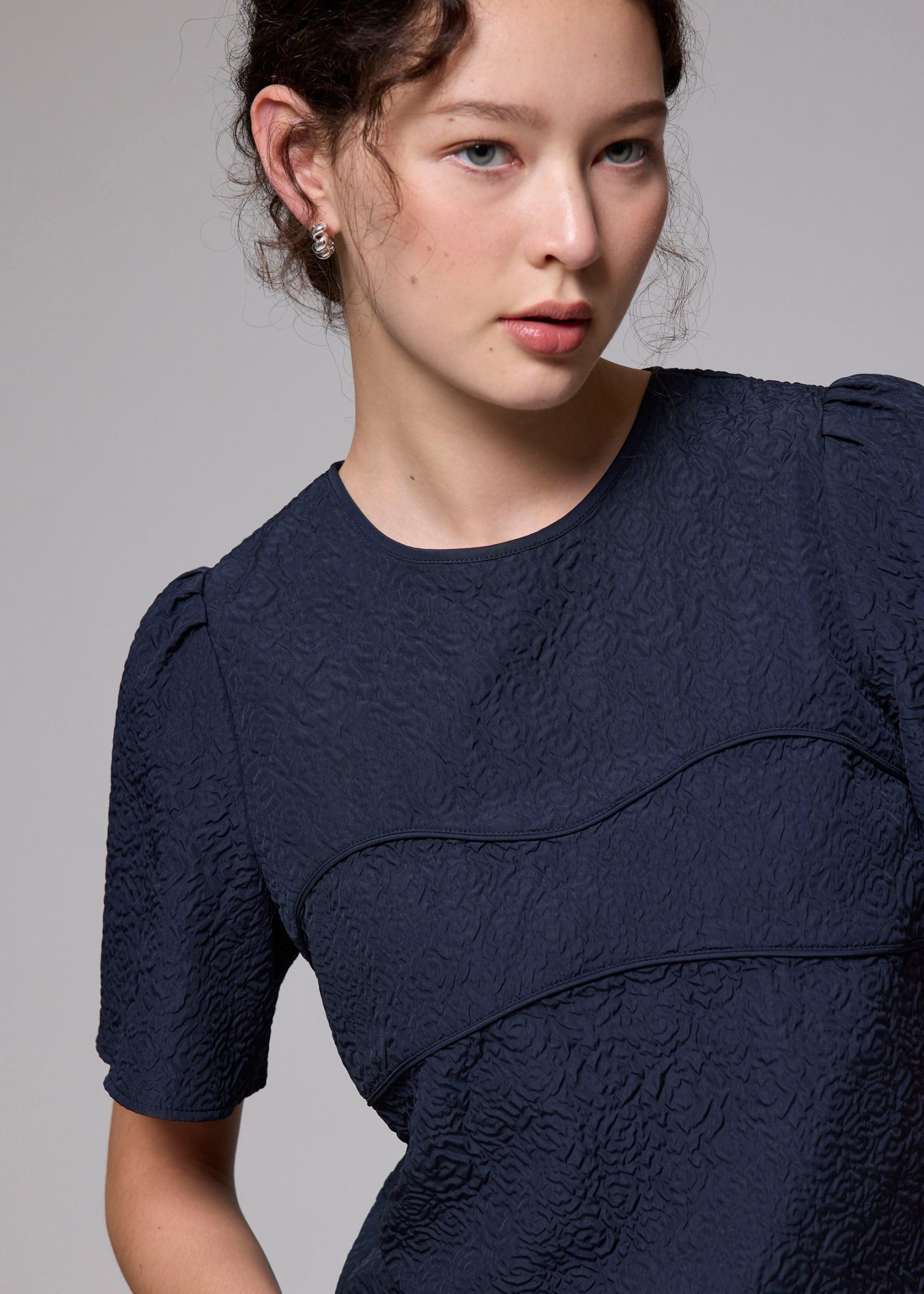 Embossed Jacquard Shell Top - Image 7