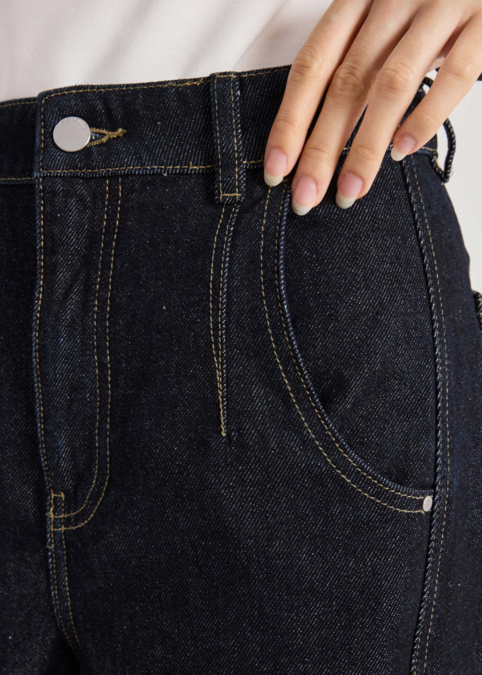 Vic Barrel Jeans - Image 14