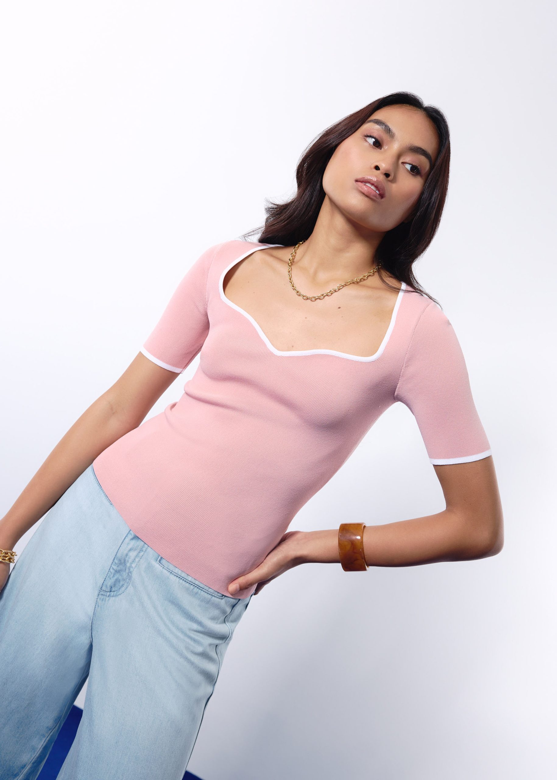Cinta Knit Sweetheart Fitted Top - Image 4