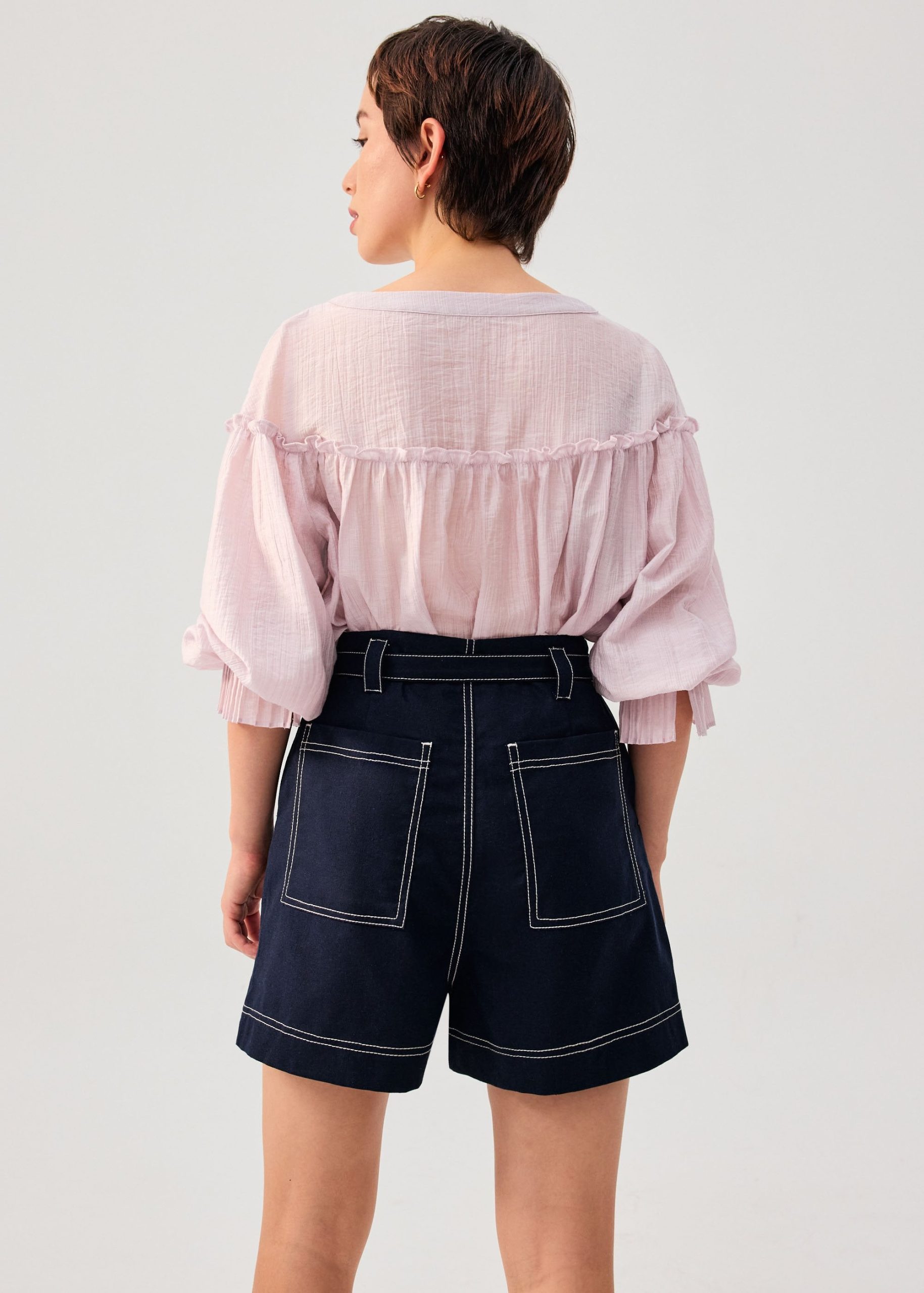 Belted Contrast Stitch High Waist Shorts - Image 11