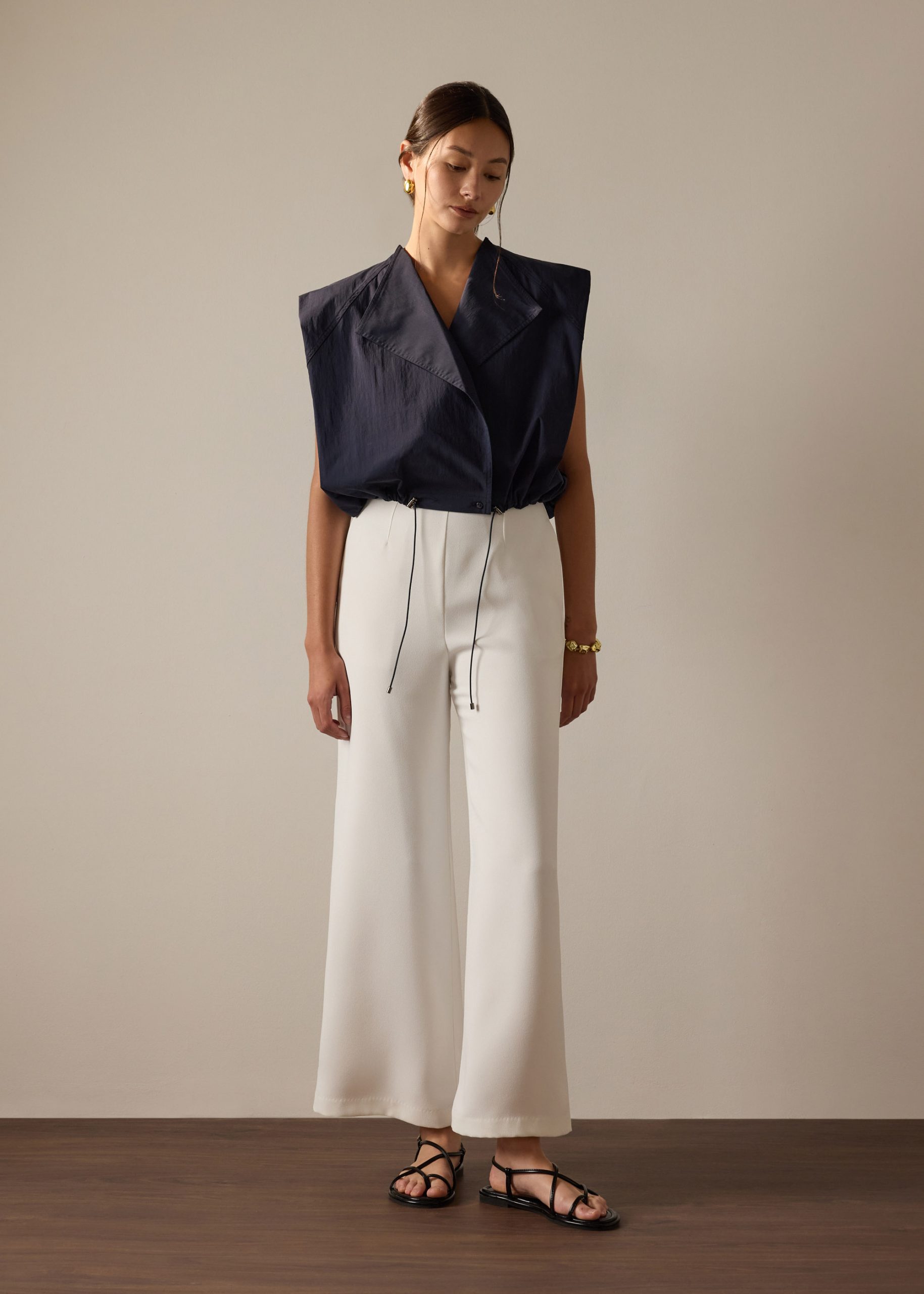 Oversized Collared Vest - Image 8