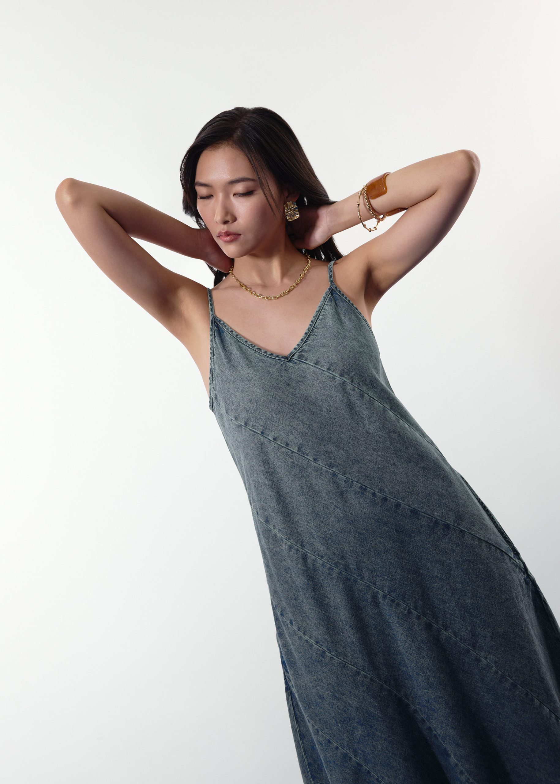 Acid Wash Denim V-neck A-line Midaxi Dress - Image 2