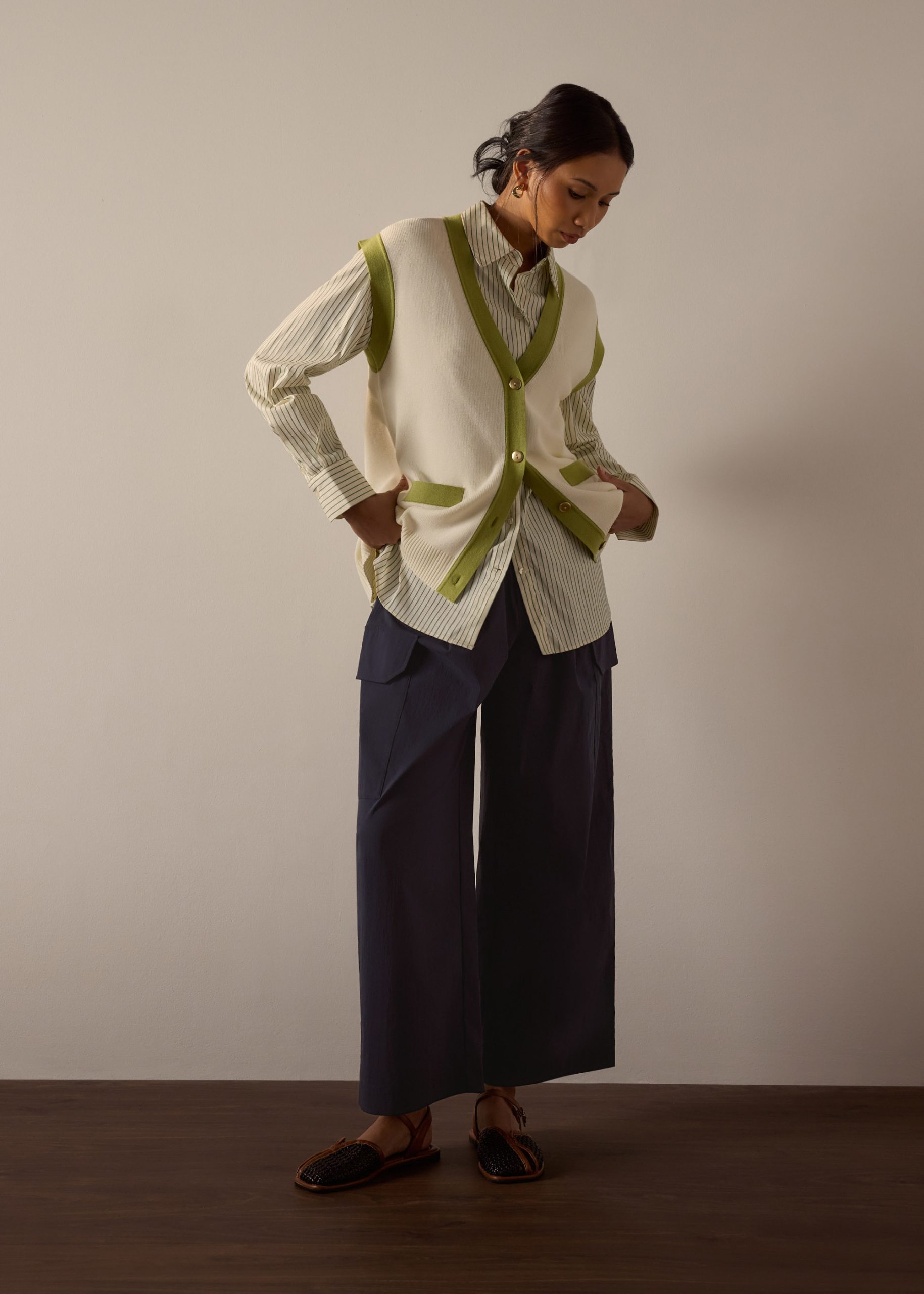 Relaxed Contrast Knit Vest - Image 25