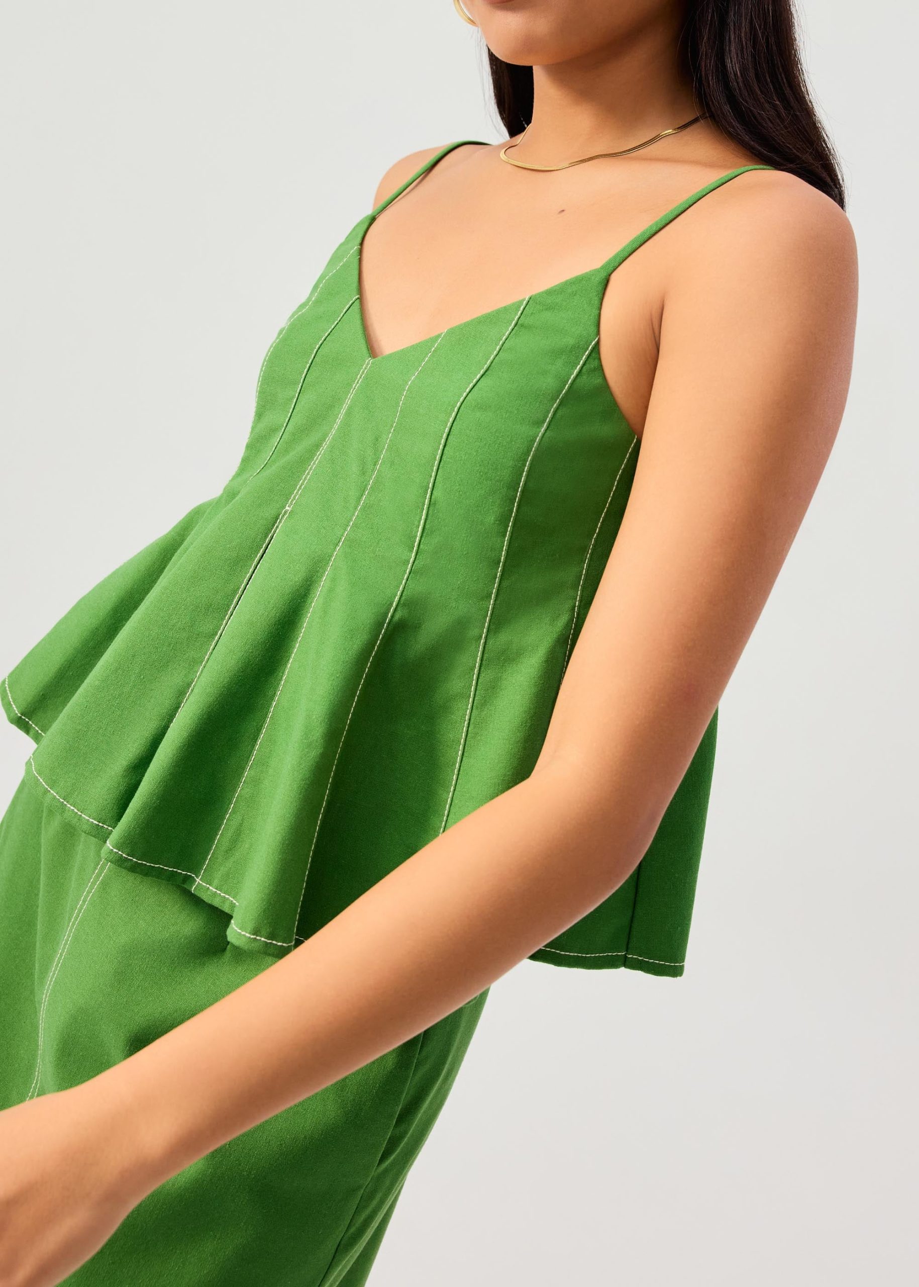 Contrast Stitch V-neck Peplum Camisole Top